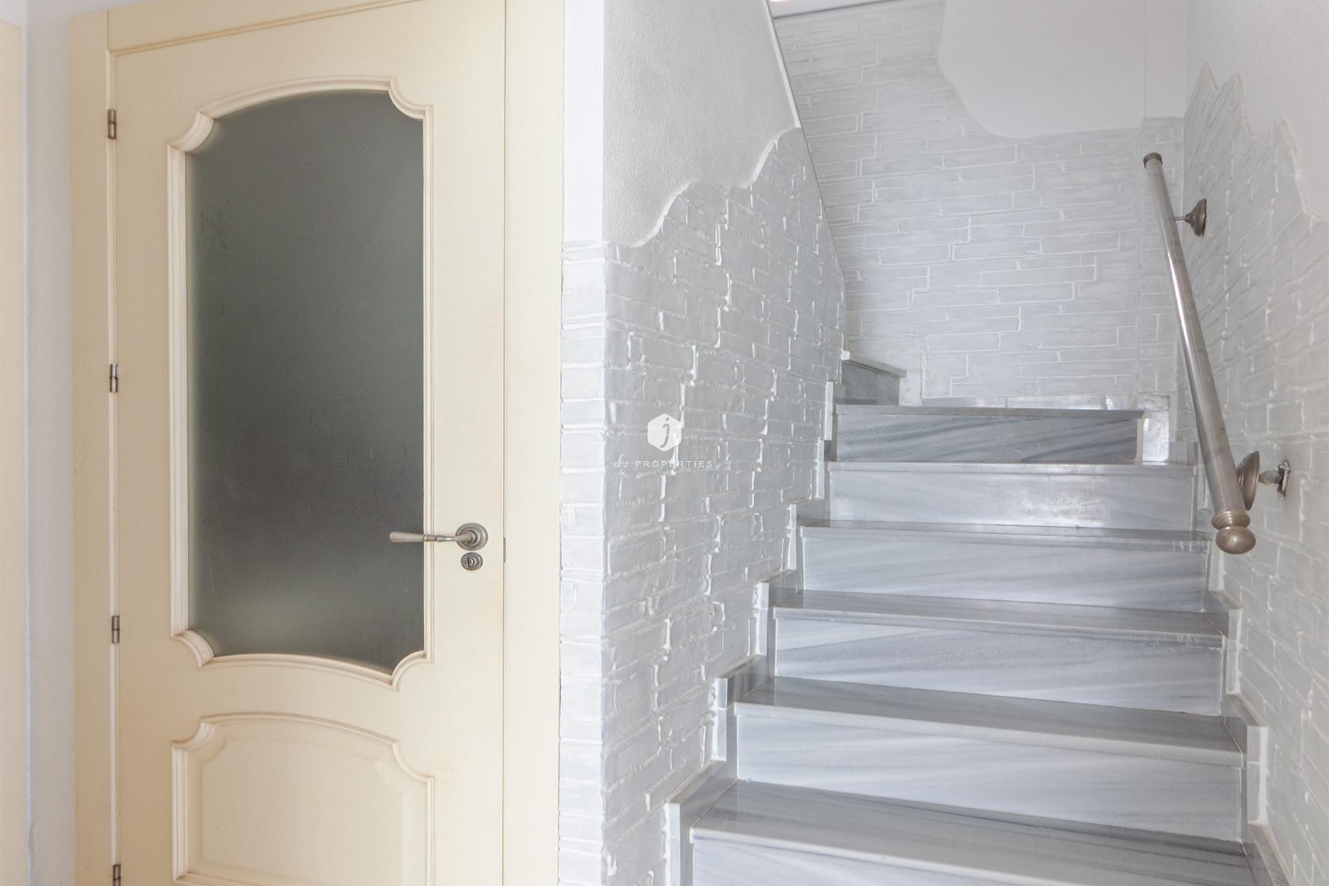 D'occasion - Villa -
Orihuela Costa - Los Almendros-la Florida