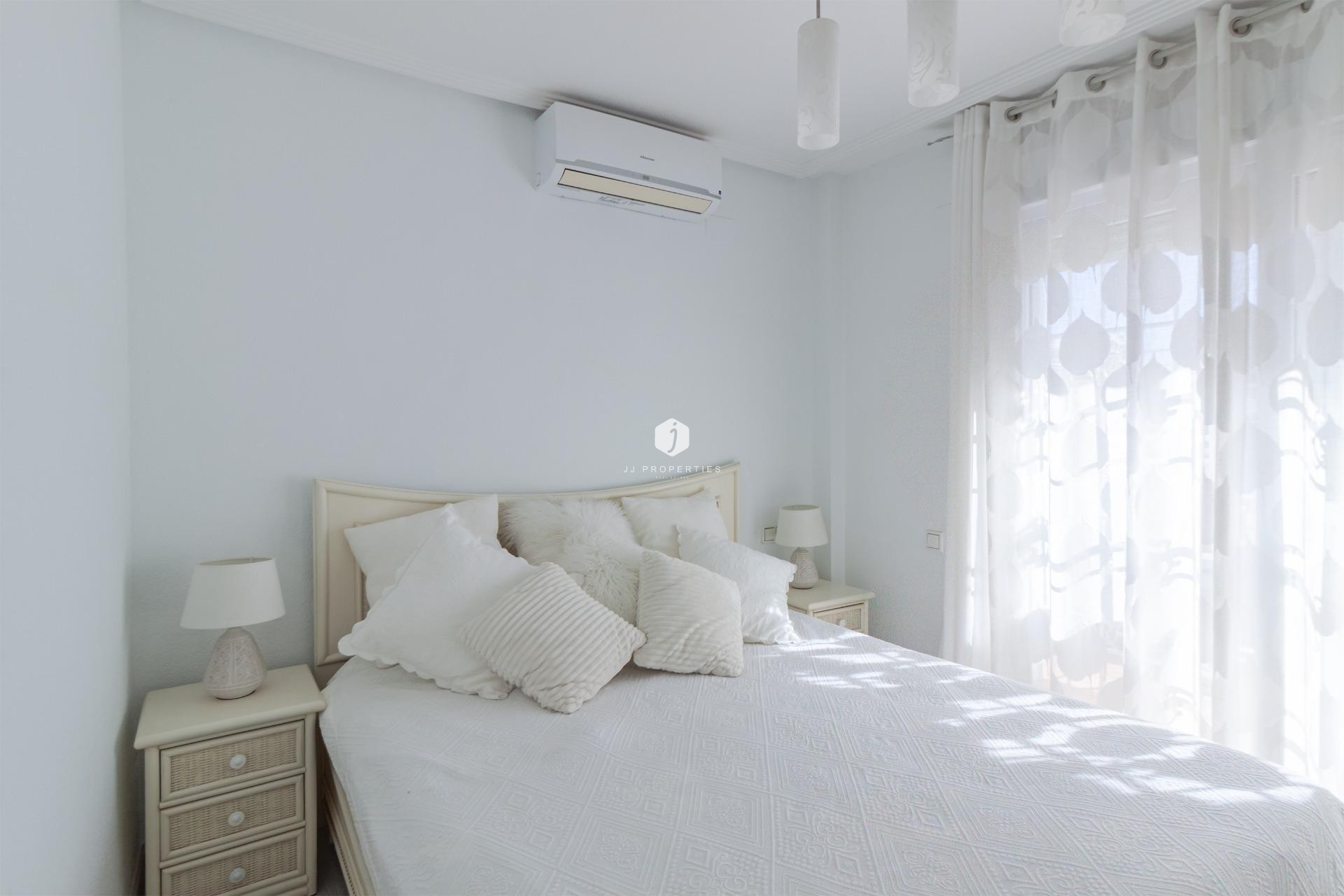 D'occasion - Villa -
Orihuela Costa - Los Almendros-la Florida