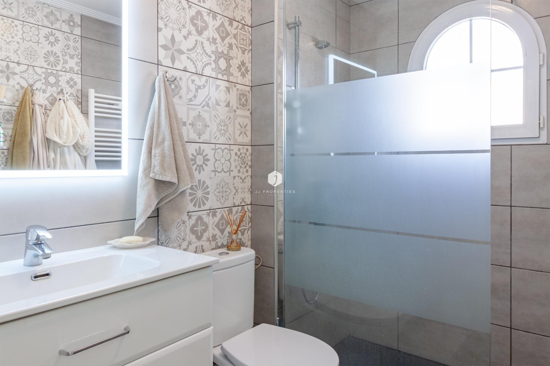 D'occasion - Villa -
Orihuela Costa - Los Almendros-la Florida