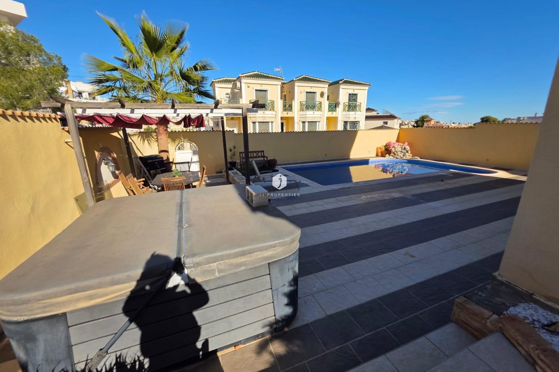 D'occasion - Villa -
Orihuela Costa - Villamartín-las Filipinas