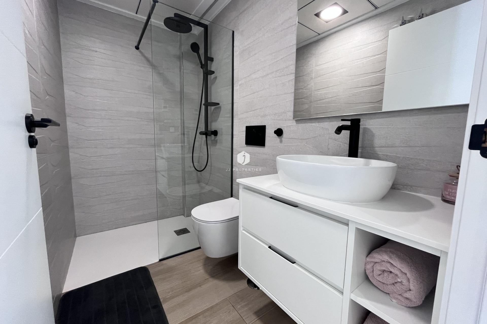 D'occasion - Villa -
Playa Flamenca - Costa Blanca