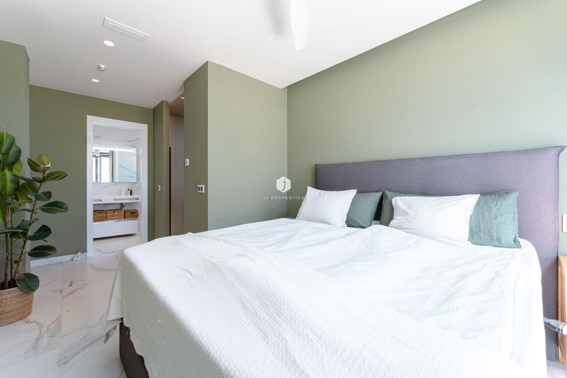 D'occasion - Villa -
San Miguel de Salinas - Bellavista