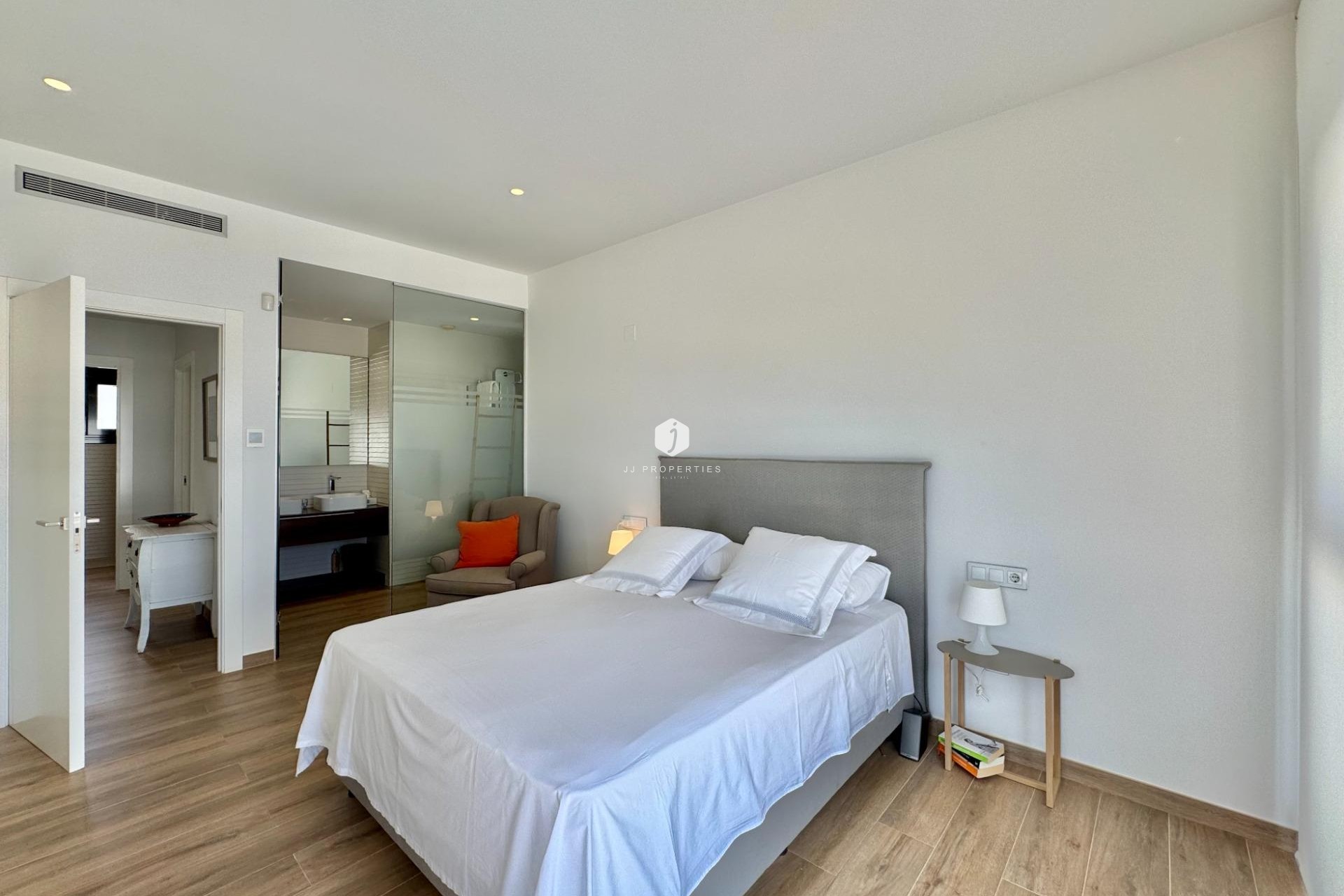 D'occasion - Villa -
San Miguel de Salinas - Bellavista