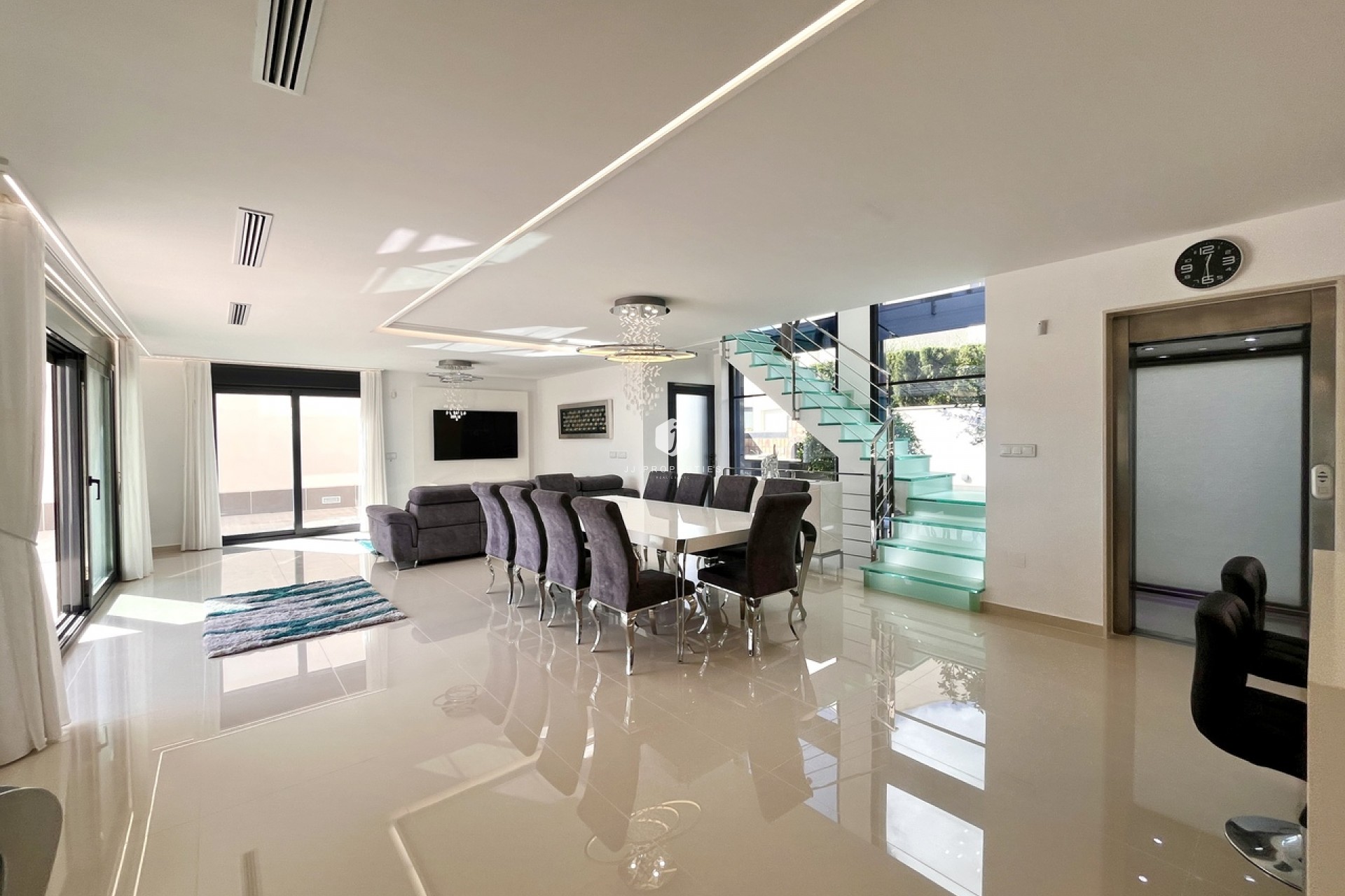 D'occasion - Villa -
San Miguel de Salinas - Inland