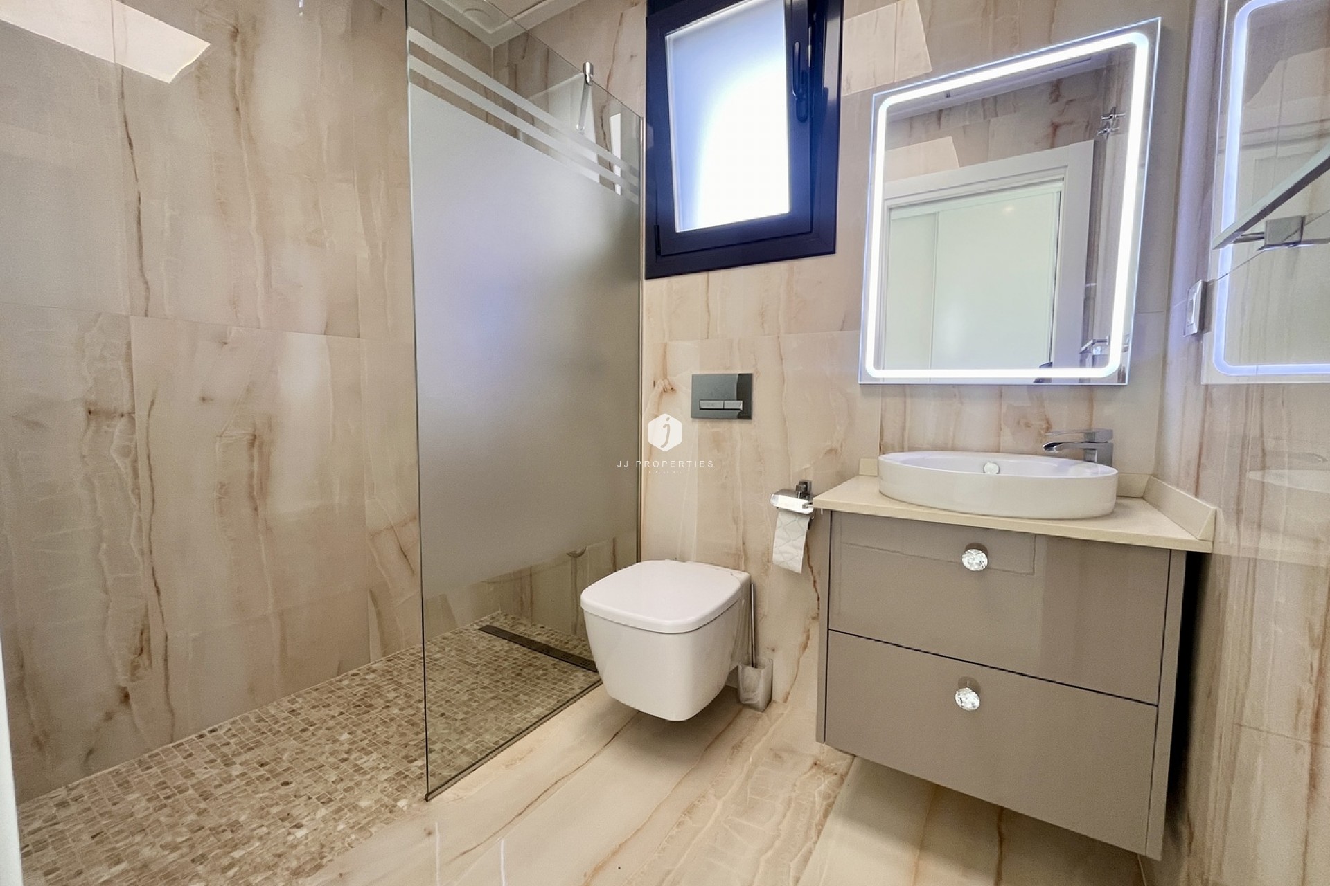 D'occasion - Villa -
San Miguel de Salinas - Inland