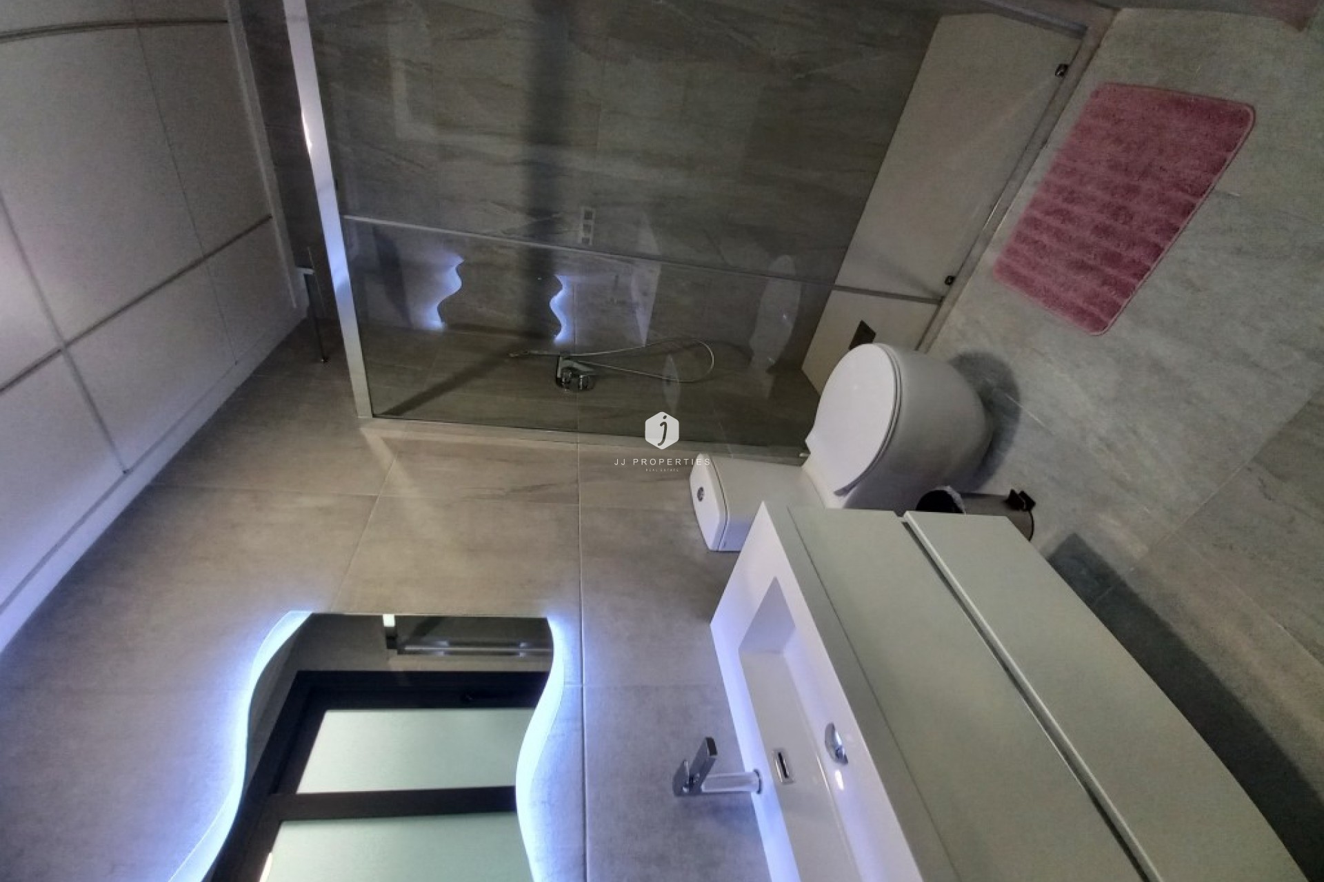 D'occasion - Villa -
San Miguel de Salinas - Inland