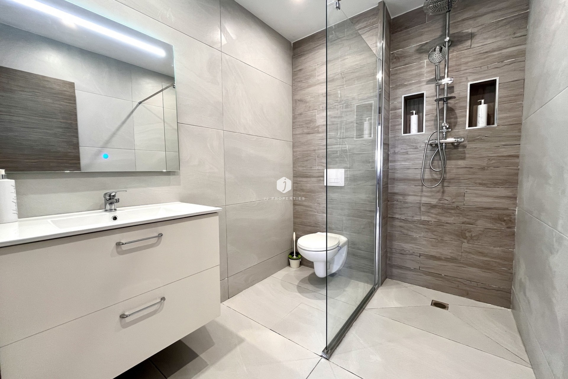 D'occasion - Villa -
San Miguel de Salinas - Inland