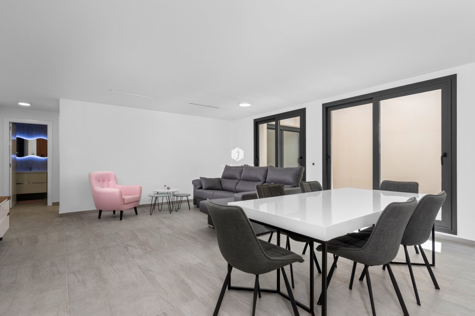 D'occasion - Villa -
San Miguel de Salinas - Inland