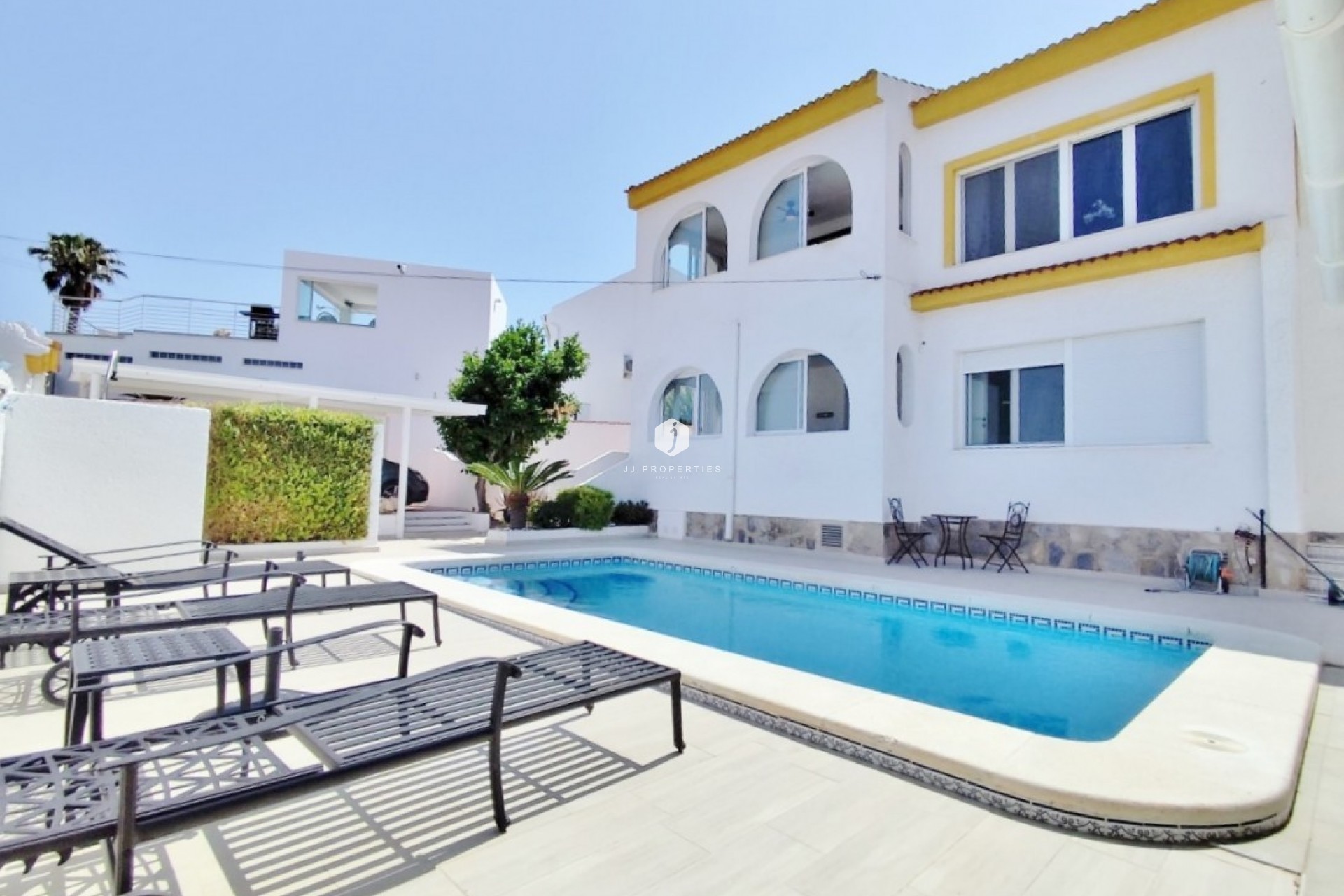 D'occasion - Villa -
San Miguel de Salinas - Inland