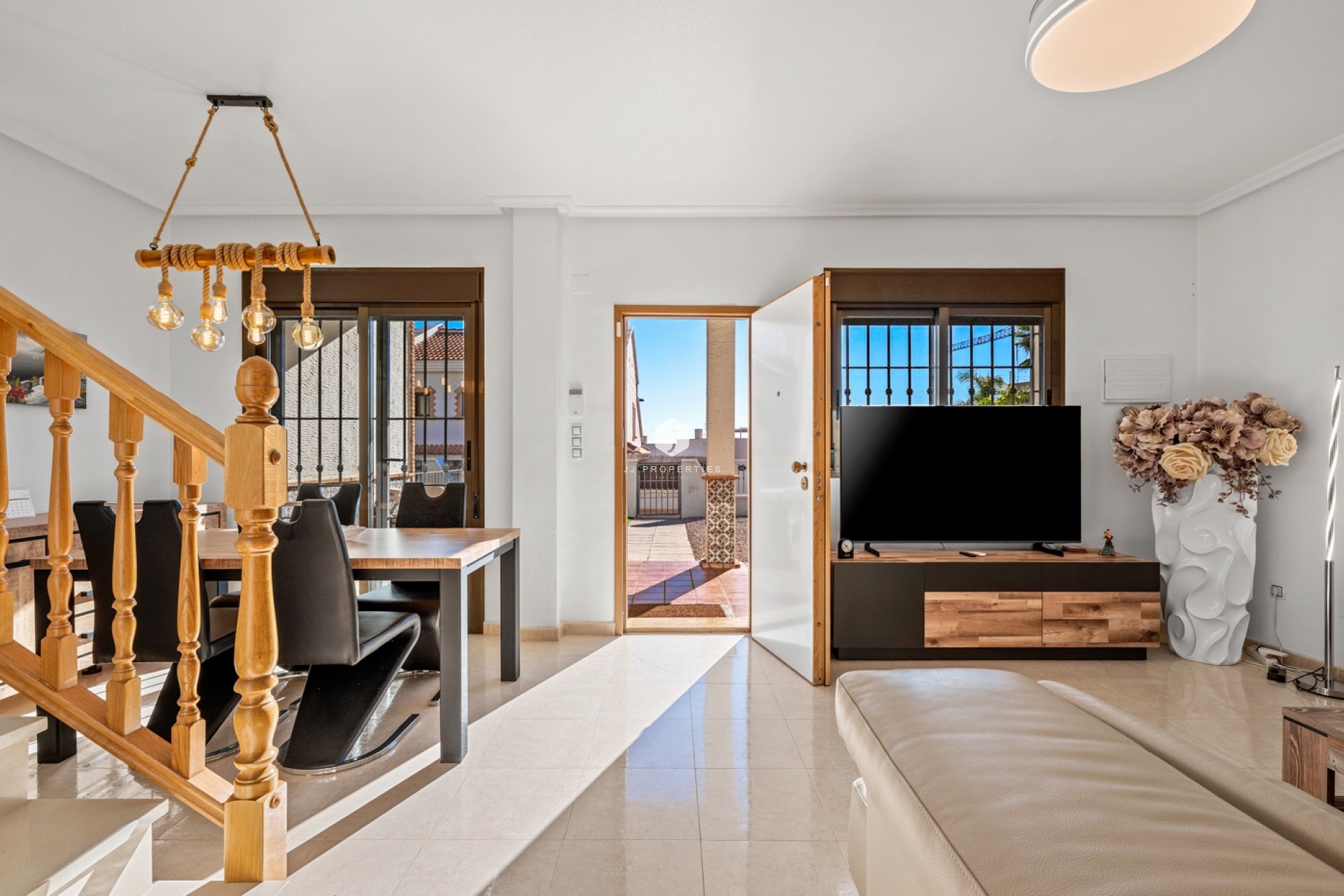 D'occasion - Villa -
San Miguel de Salinas - Inland