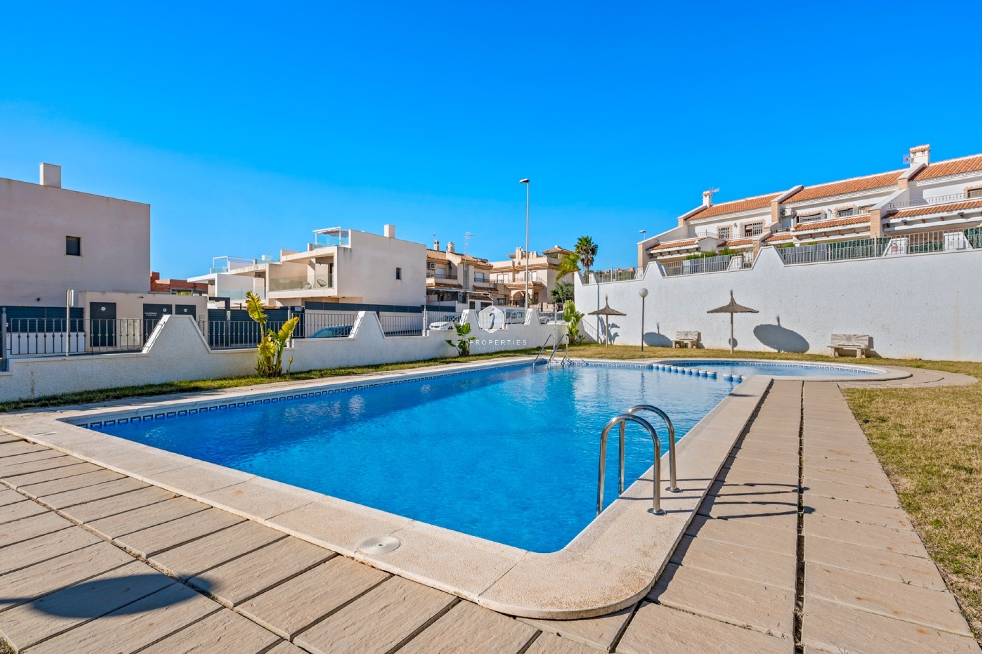 D'occasion - Villa -
San Miguel de Salinas - Inland