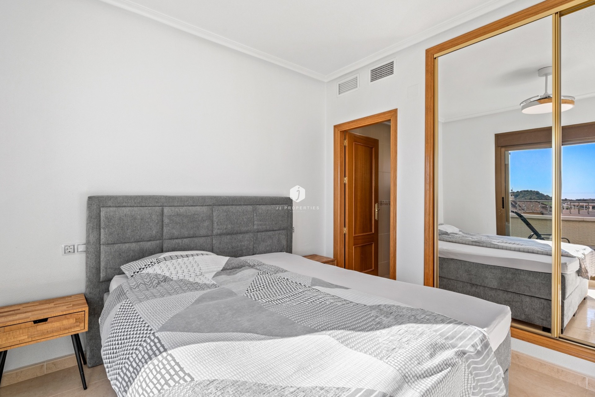 D'occasion - Villa -
San Miguel de Salinas - Inland