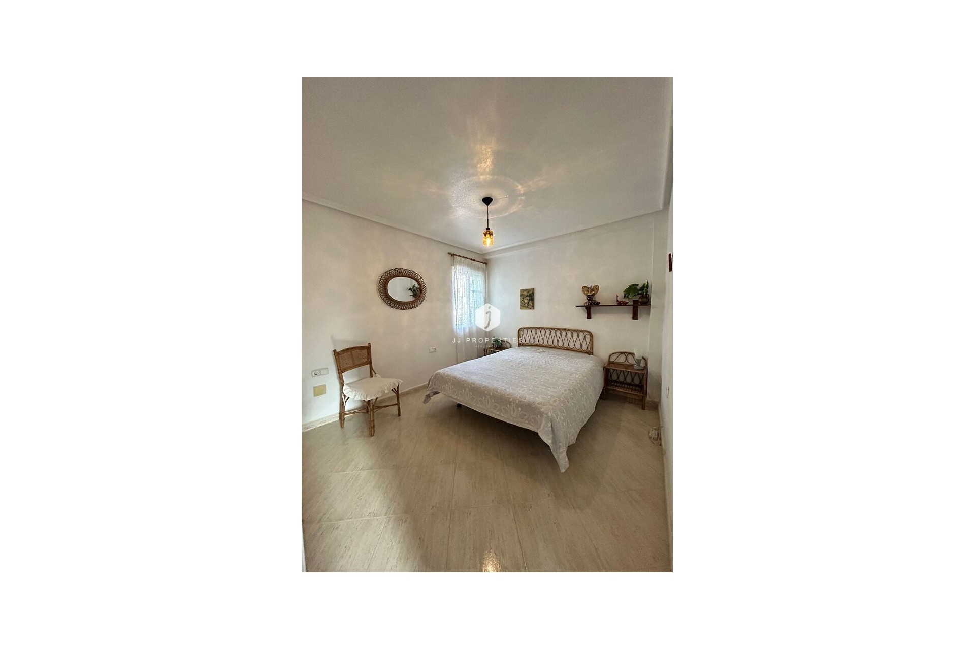 D'occasion - Villa -
Torrevieja - aguas nuevas