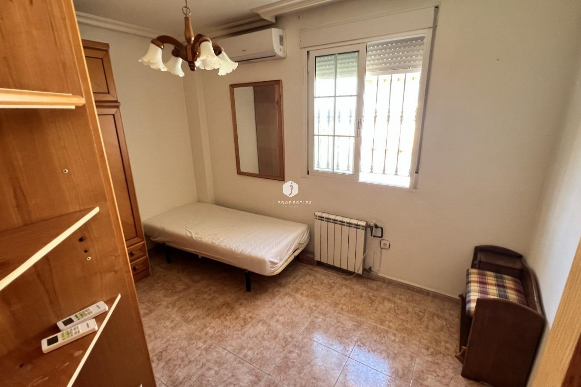 D'occasion - Villa -
Torrevieja - aguas nuevas