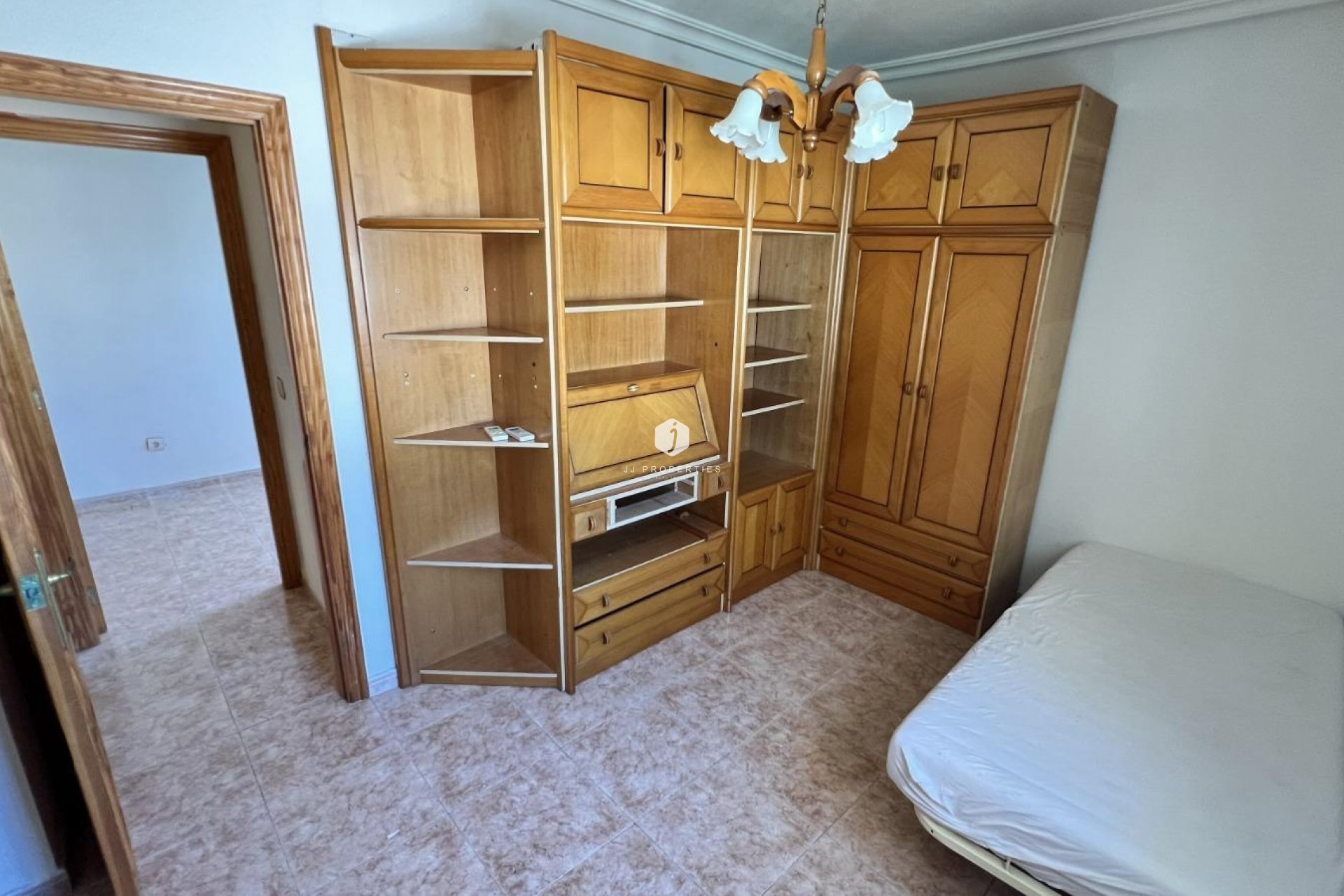 D'occasion - Villa -
Torrevieja - aguas nuevas