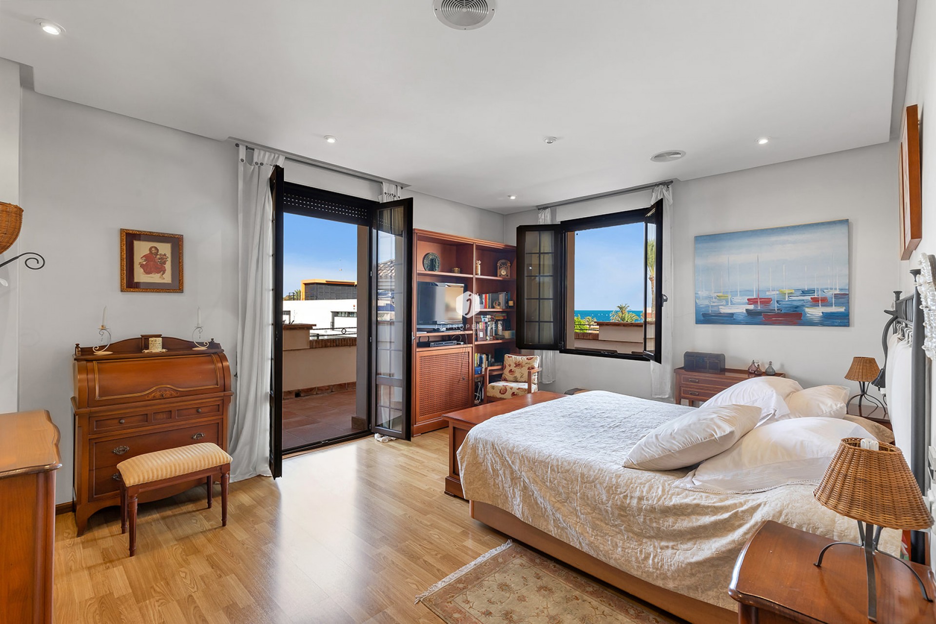 D'occasion - Villa -
Torrevieja - Costa Blanca