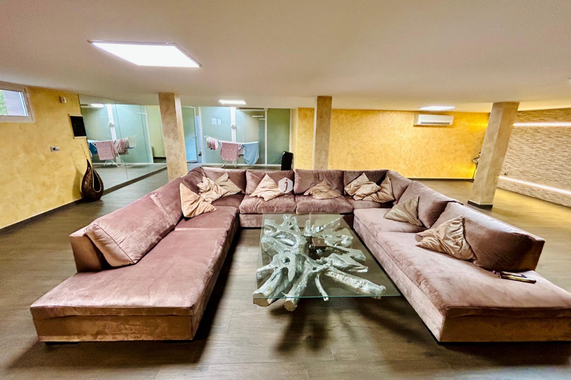 D'occasion - Villa -
Torrevieja - Costa Blanca