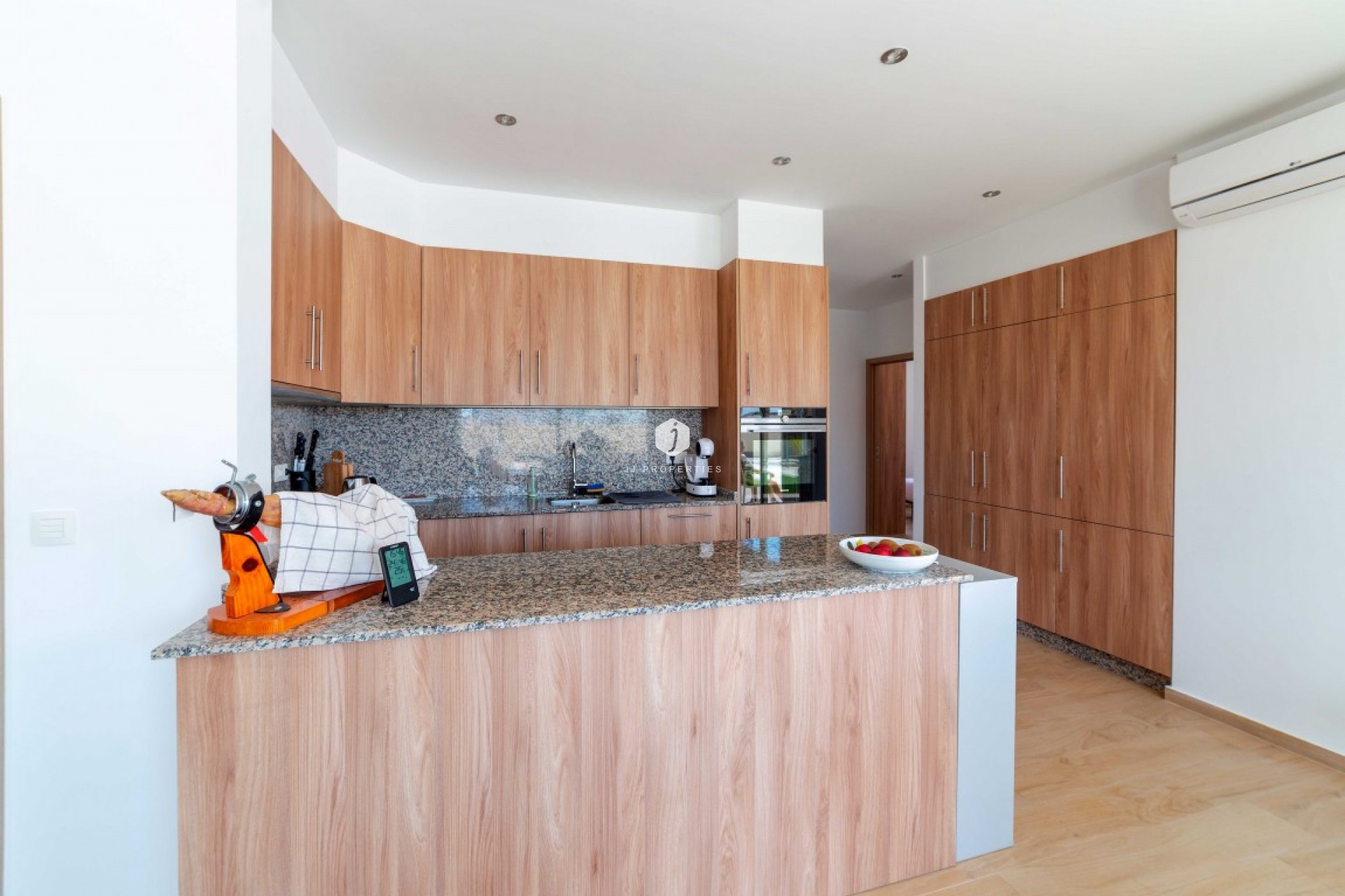 D'occasion - Villa -
Torrevieja - Costa Blanca