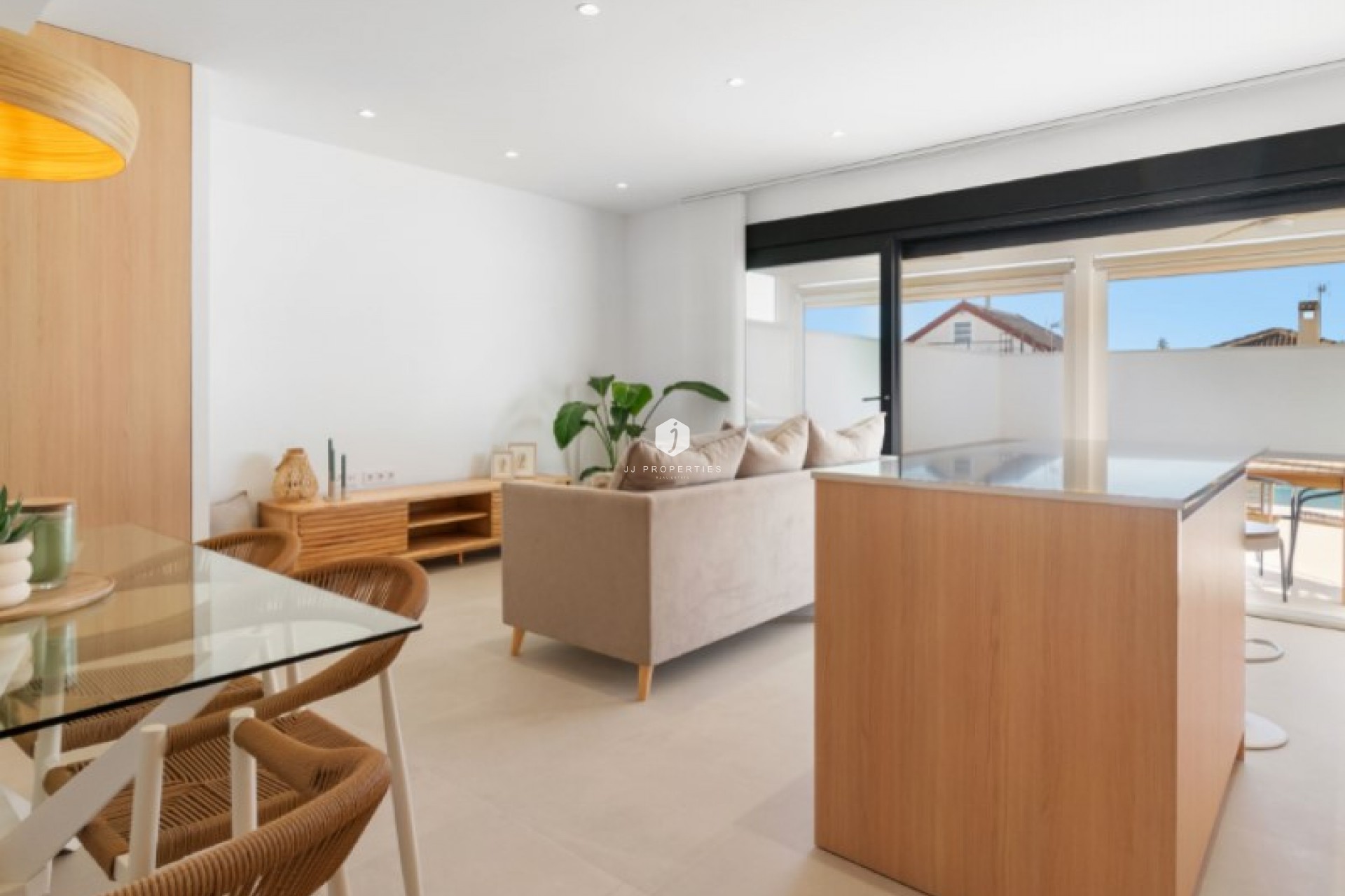 D'occasion - Villa -
Torrevieja - Costa Blanca