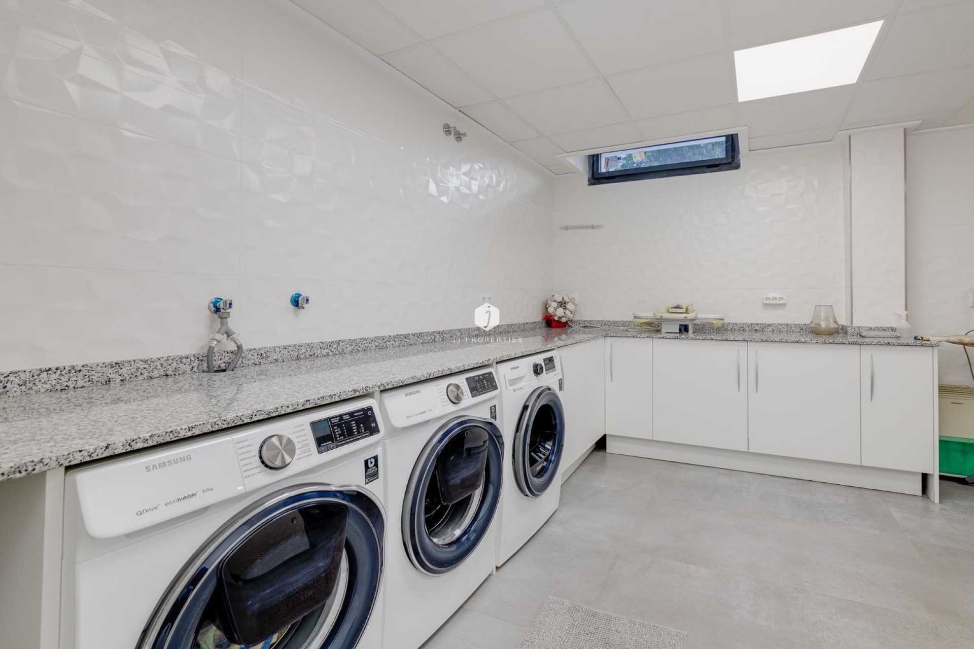 D'occasion - Villa -
Torrevieja - Costa Blanca