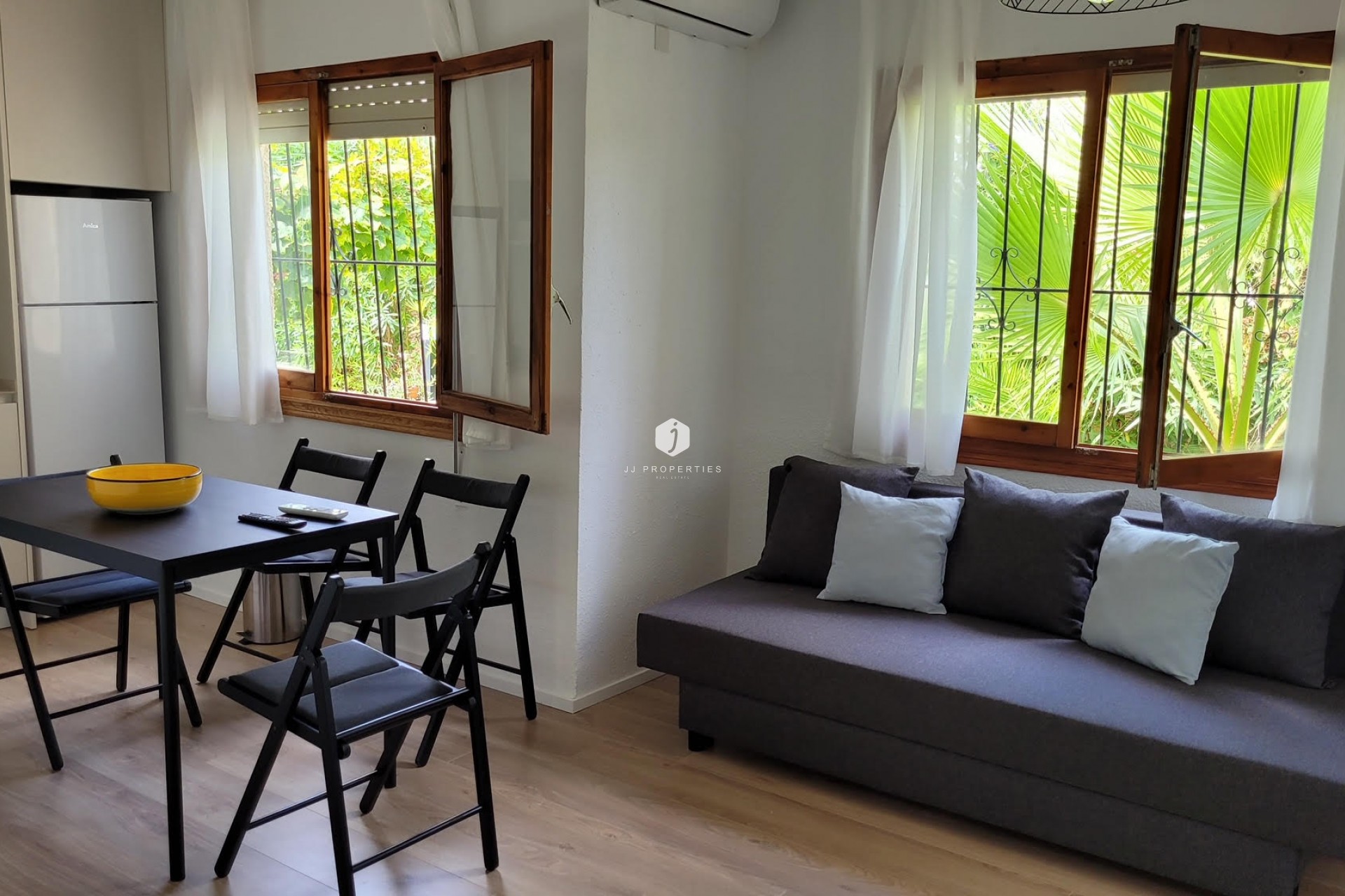 D'occasion - Villa -
Torrevieja - Costa Blanca