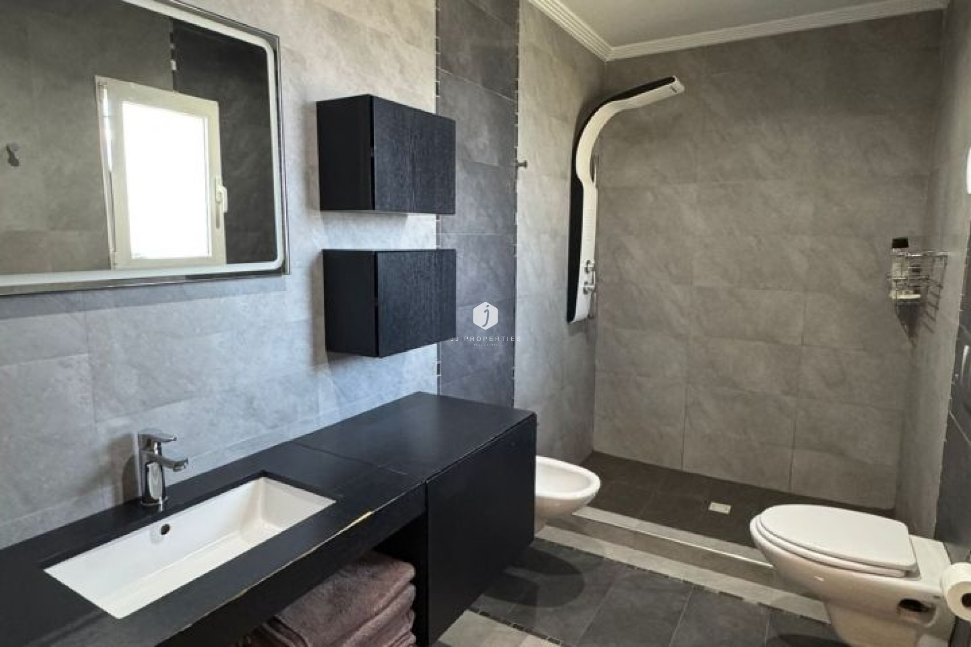 D'occasion - Villa -
Torrevieja - Costa Blanca