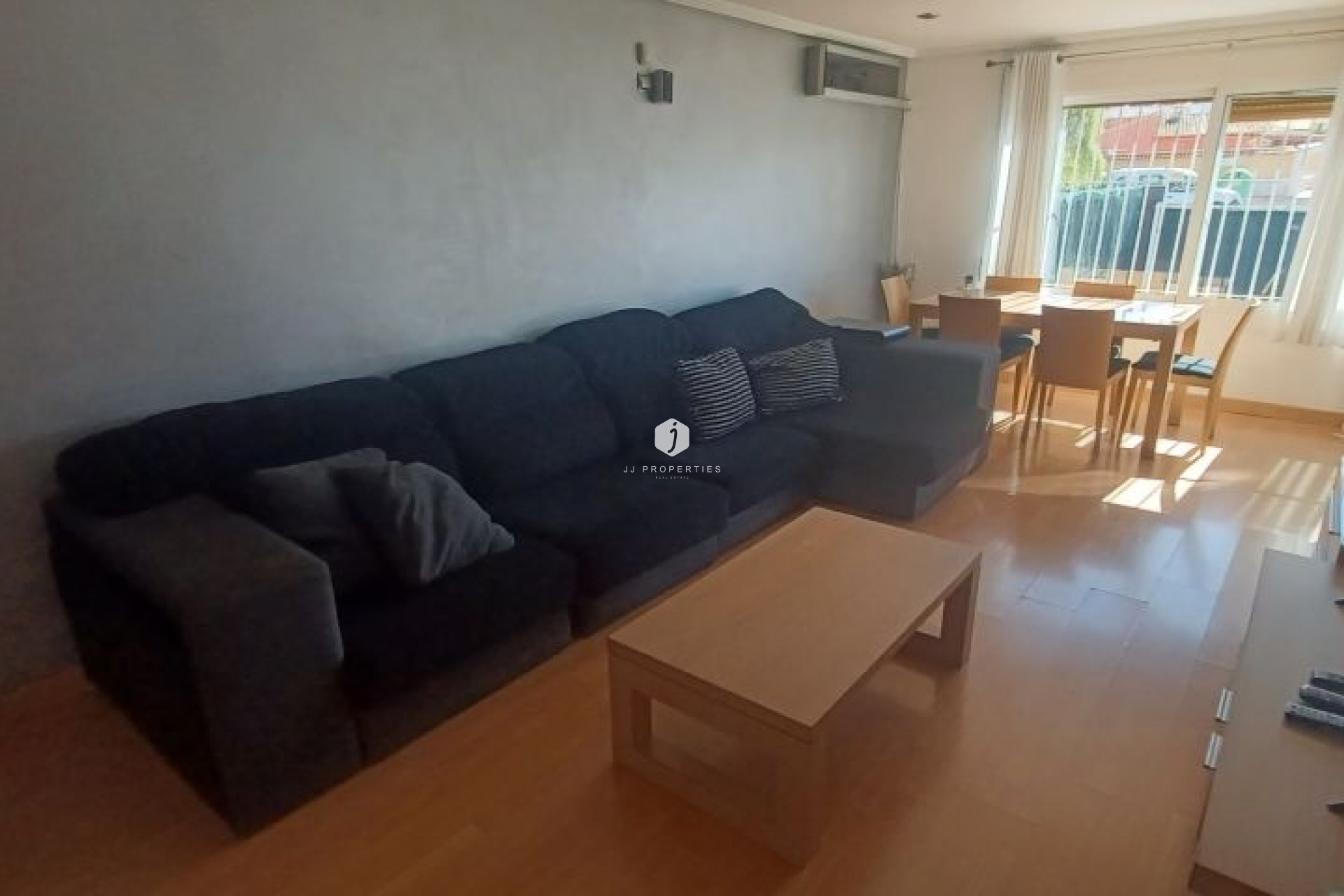 D'occasion - Villa -
Torrevieja - Costa Blanca