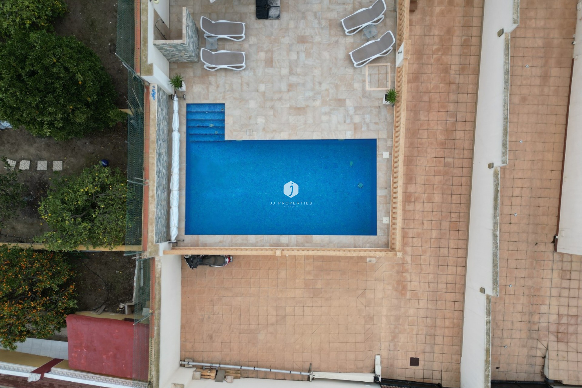 D'occasion - Villa -
Torrevieja - Costa Blanca