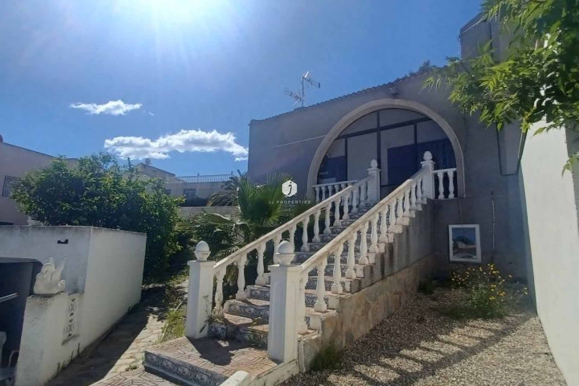 D'occasion - Villa -
Torrevieja - Costa Blanca