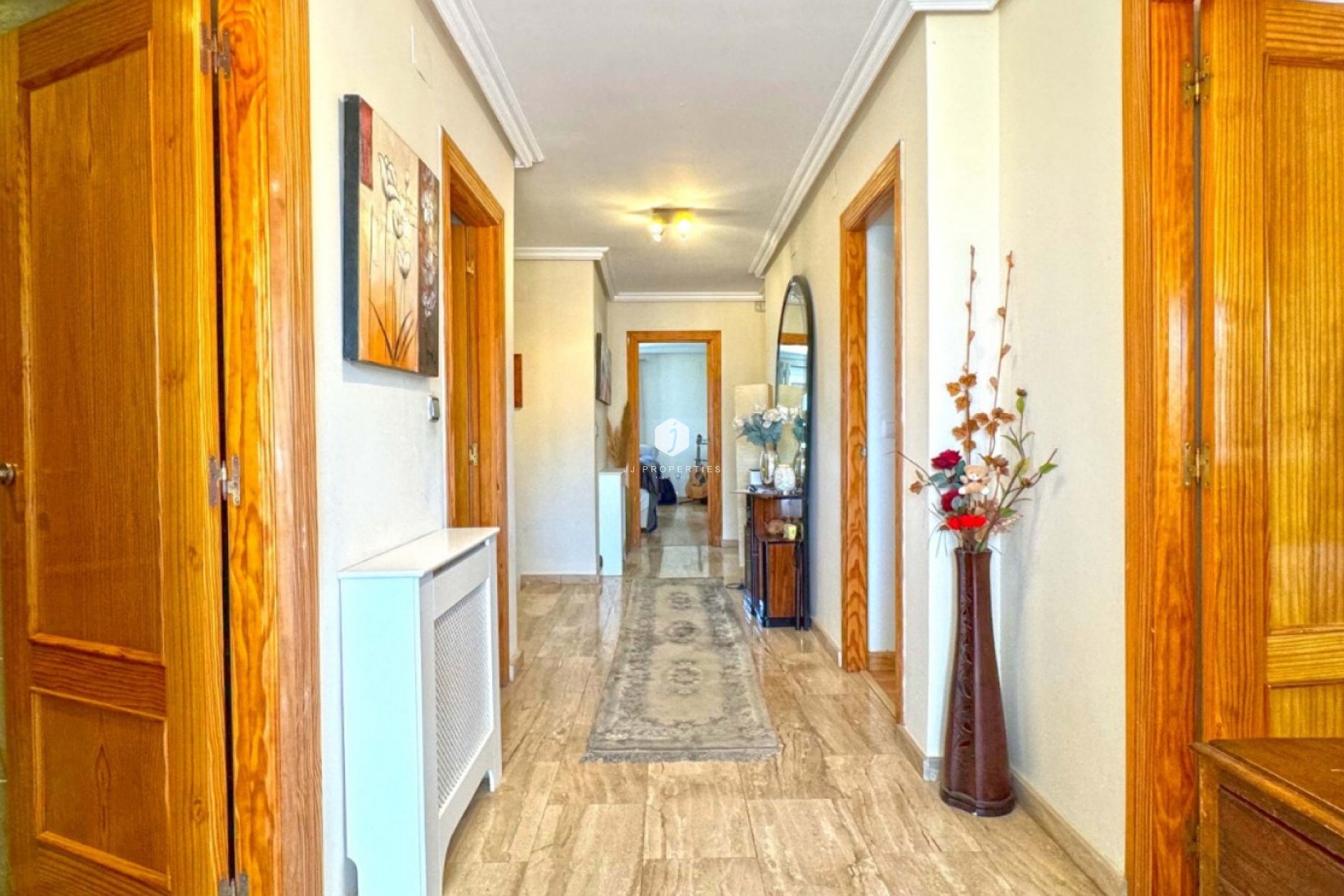 D'occasion - Villa -
Torrevieja - Costa Blanca