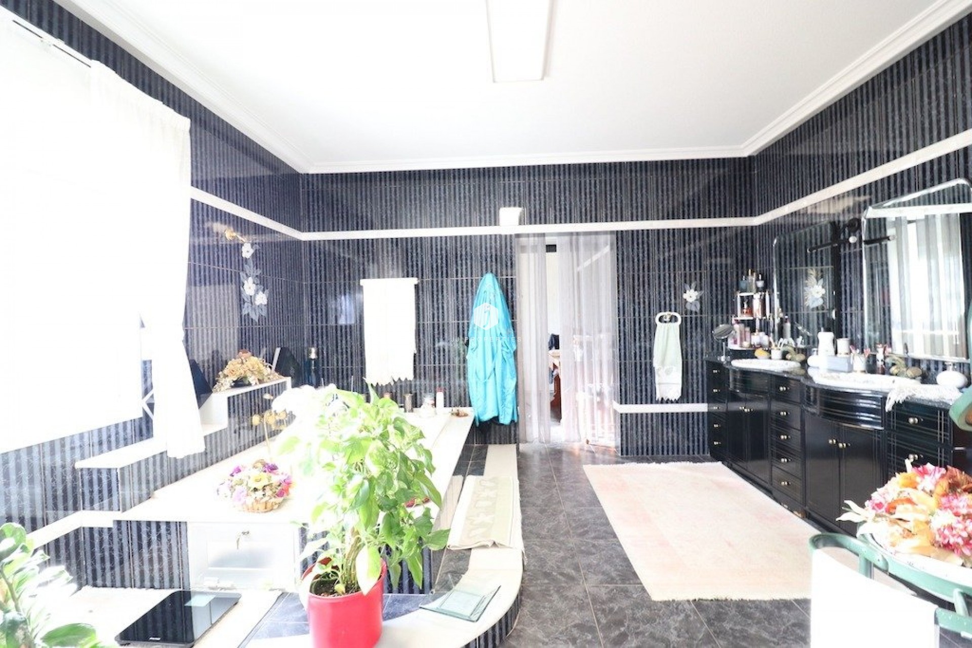 D'occasion - Villa -
Torrevieja - Costa Blanca