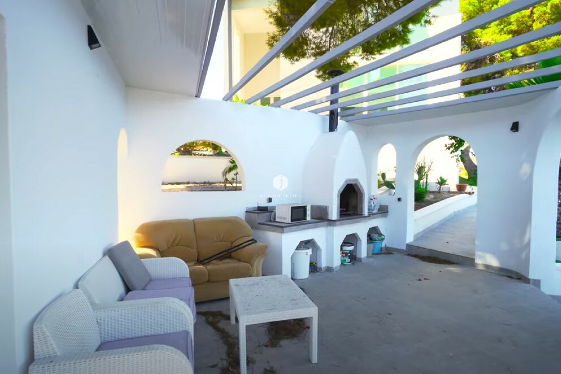 D'occasion - Villa -
Torrevieja - Costa Blanca