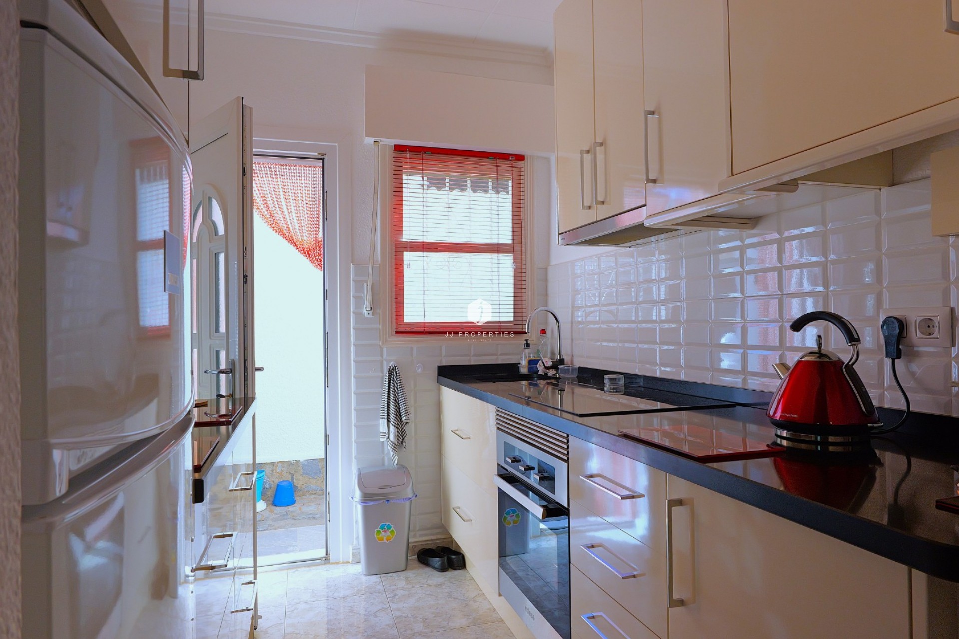 D'occasion - Villa -
Torrevieja - Costa Blanca