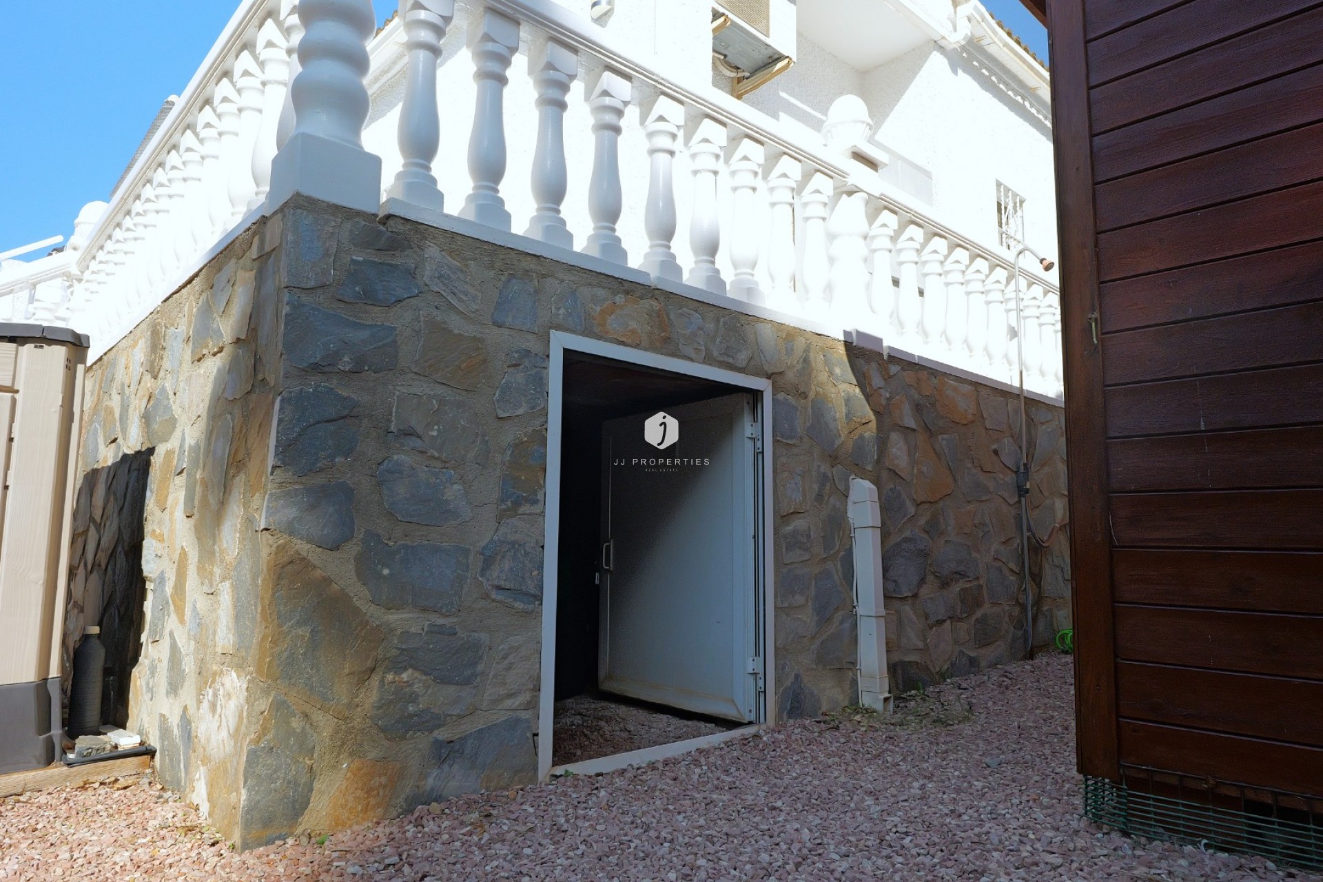 D'occasion - Villa -
Torrevieja - Costa Blanca