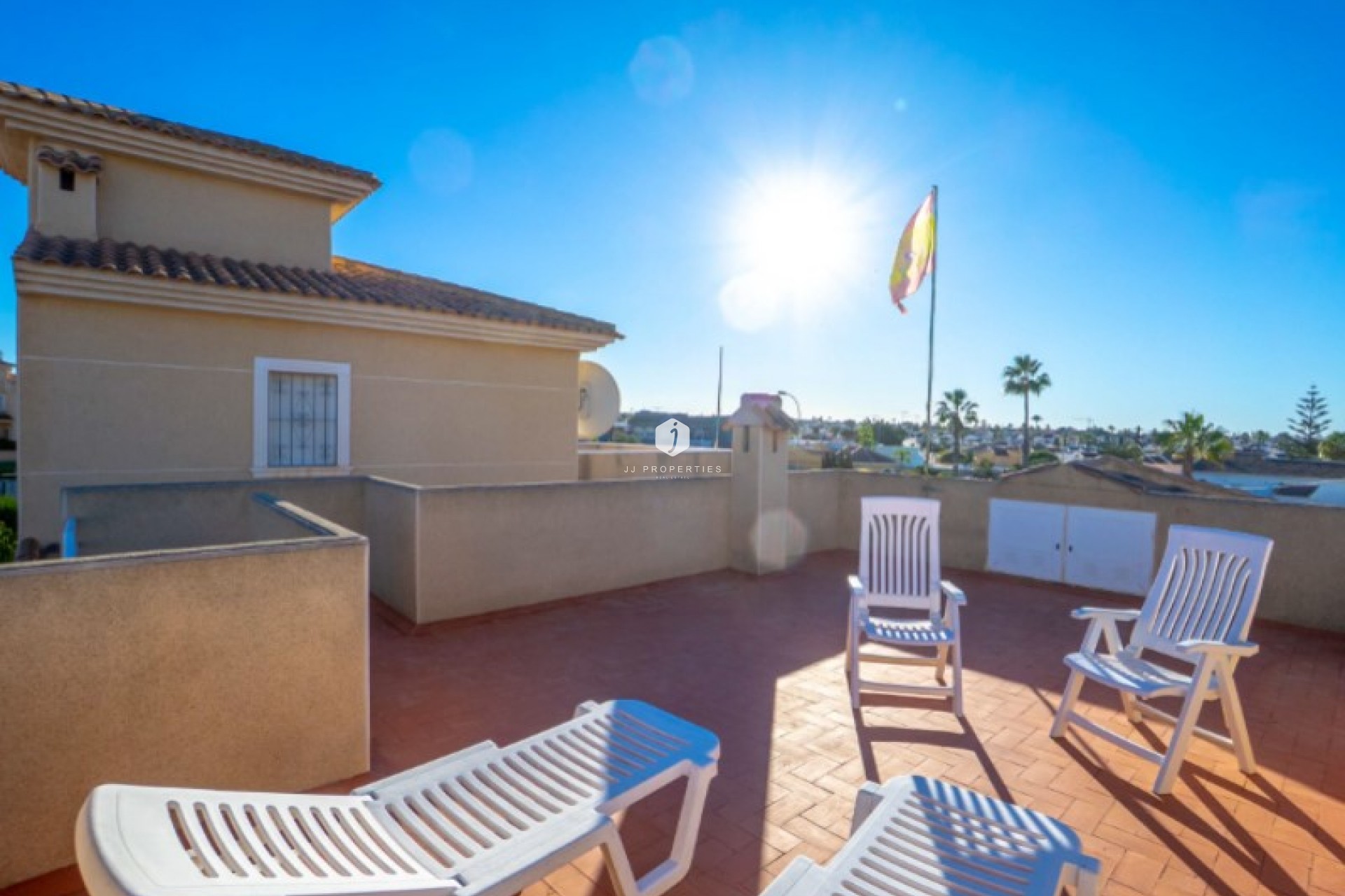 D'occasion - Villa -
Torrevieja - Costa Blanca
