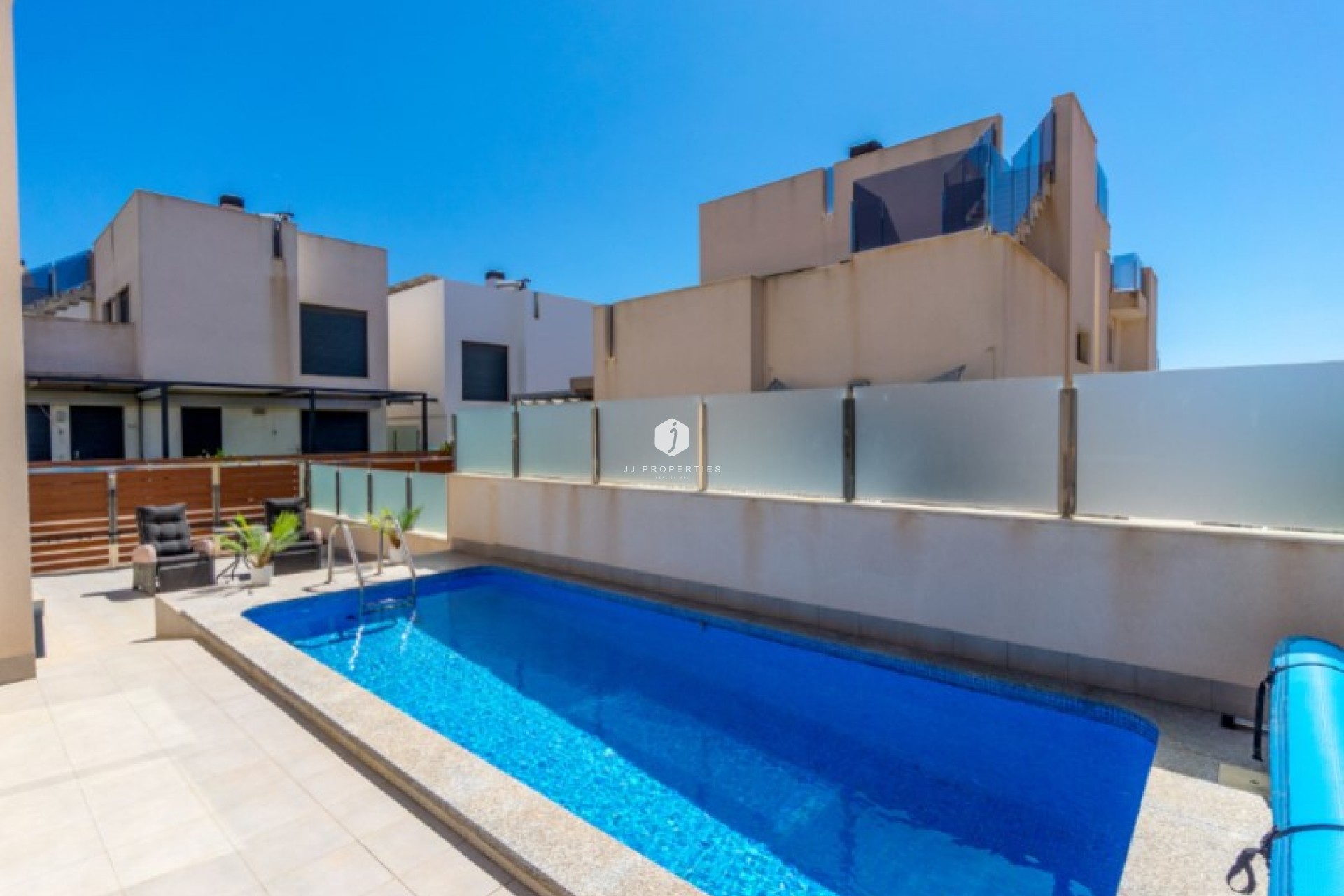D'occasion - Villa -
Torrevieja - Costa Blanca
