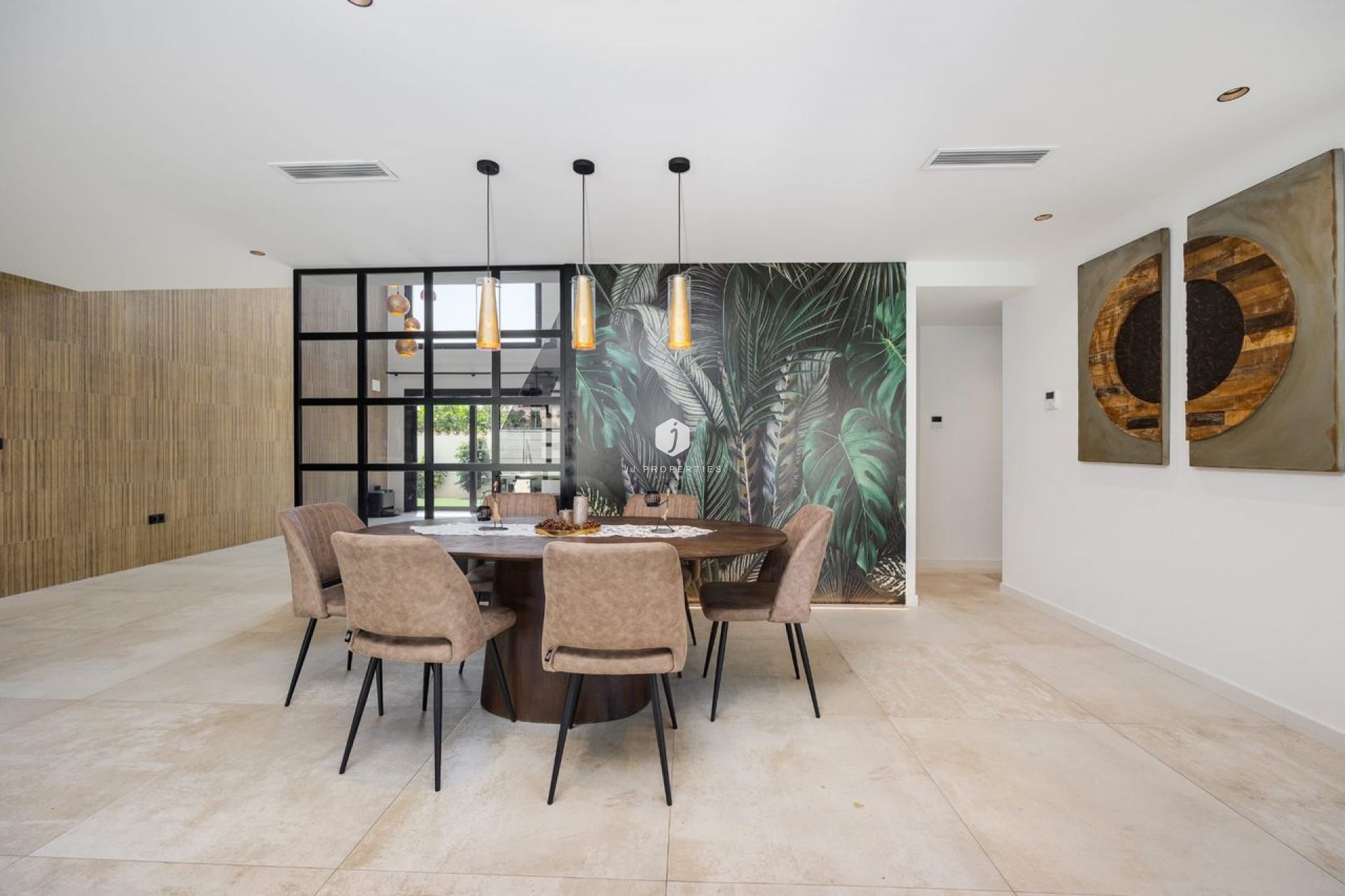 D'occasion - Villa -
Torrevieja - Costa Blanca