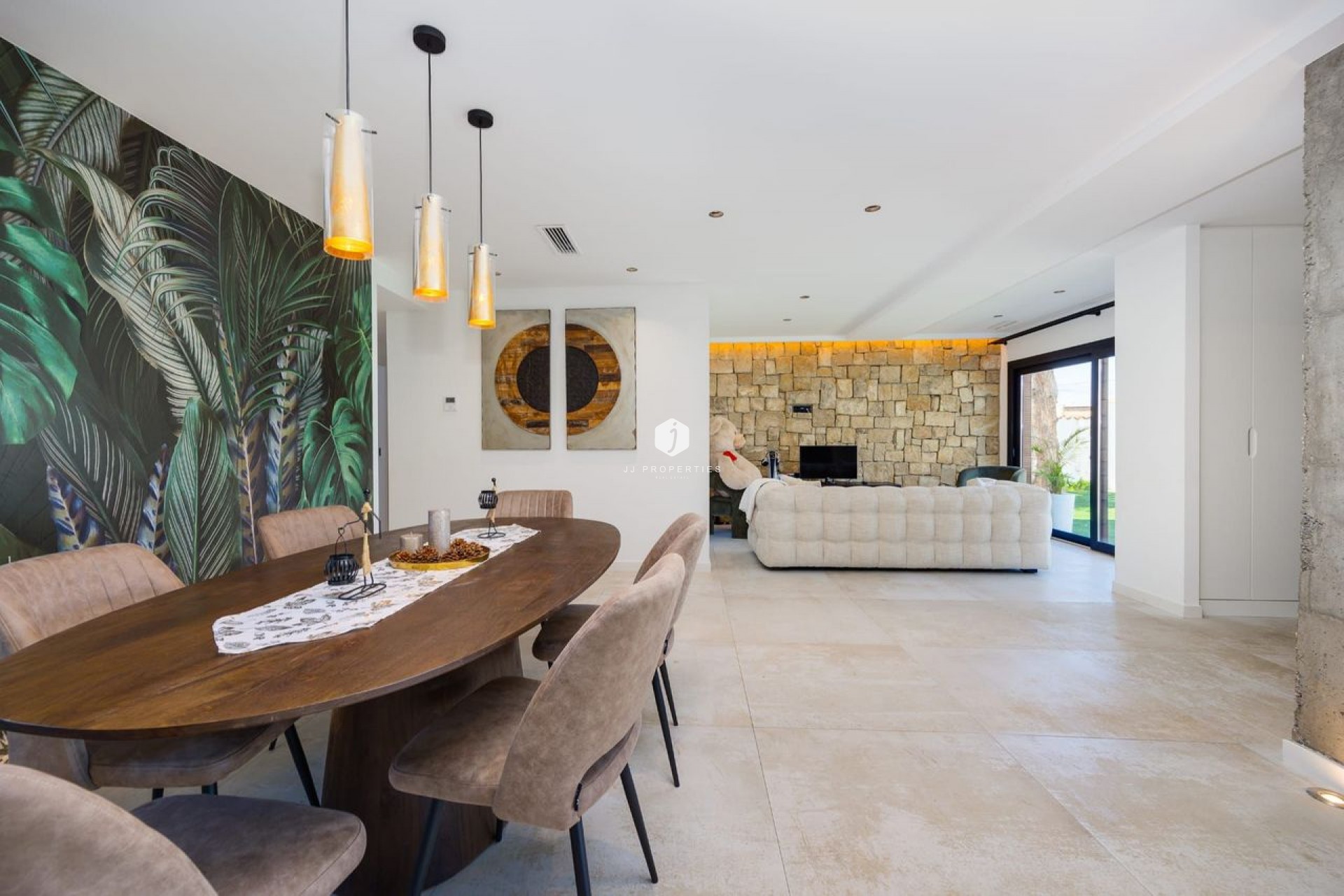 D'occasion - Villa -
Torrevieja - Costa Blanca