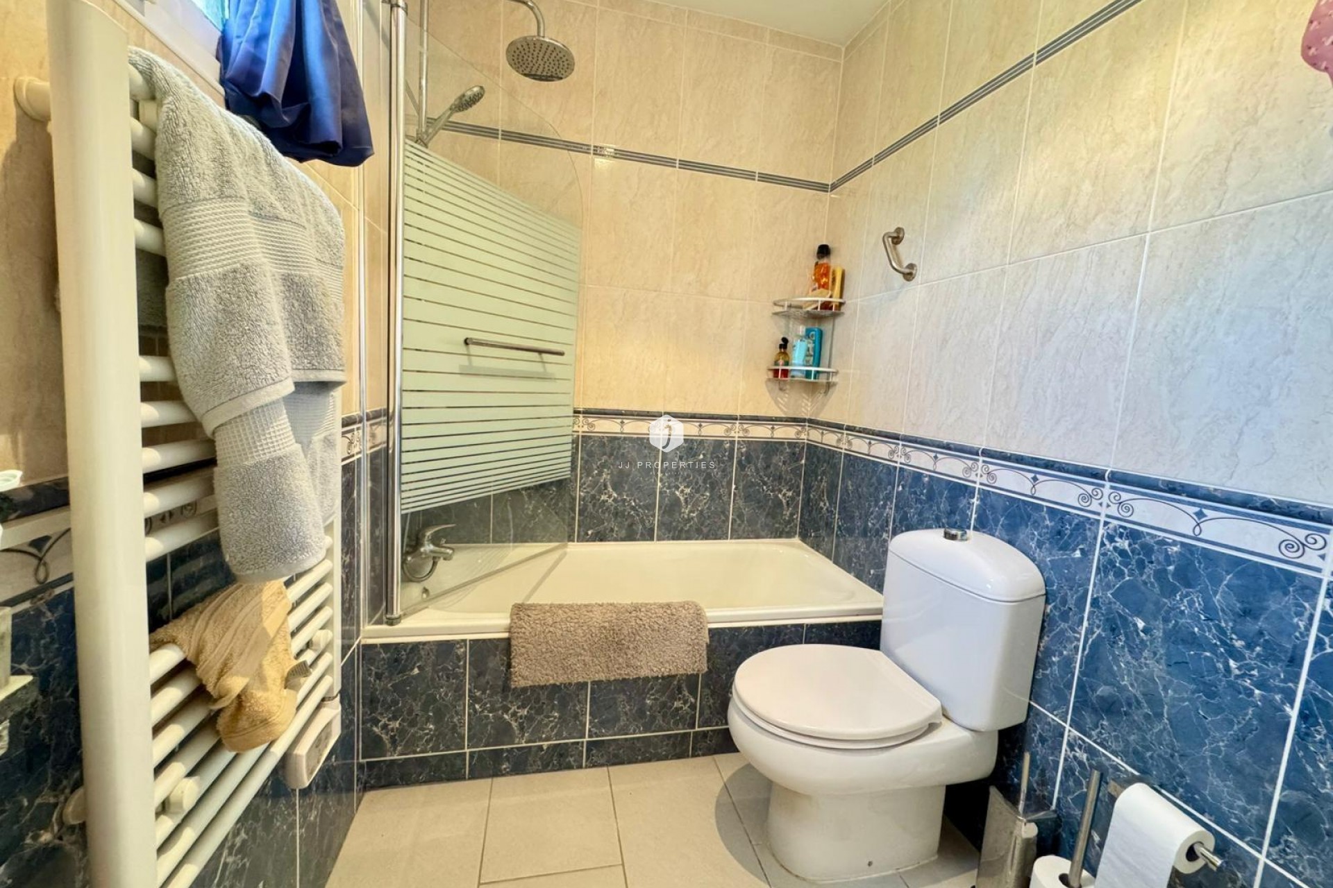 D'occasion - Villa -
Torrevieja - Costa Blanca