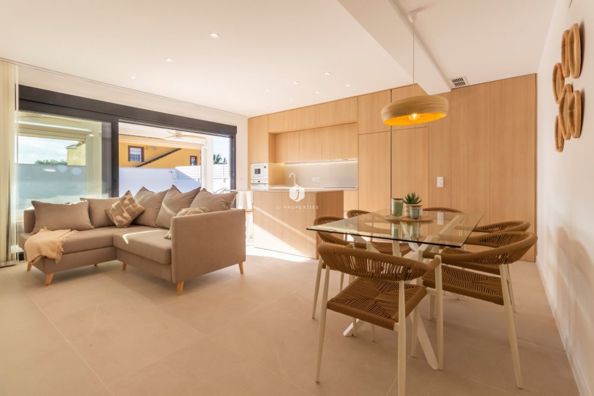 D'occasion - Villa -
Torrevieja - Costa Blanca