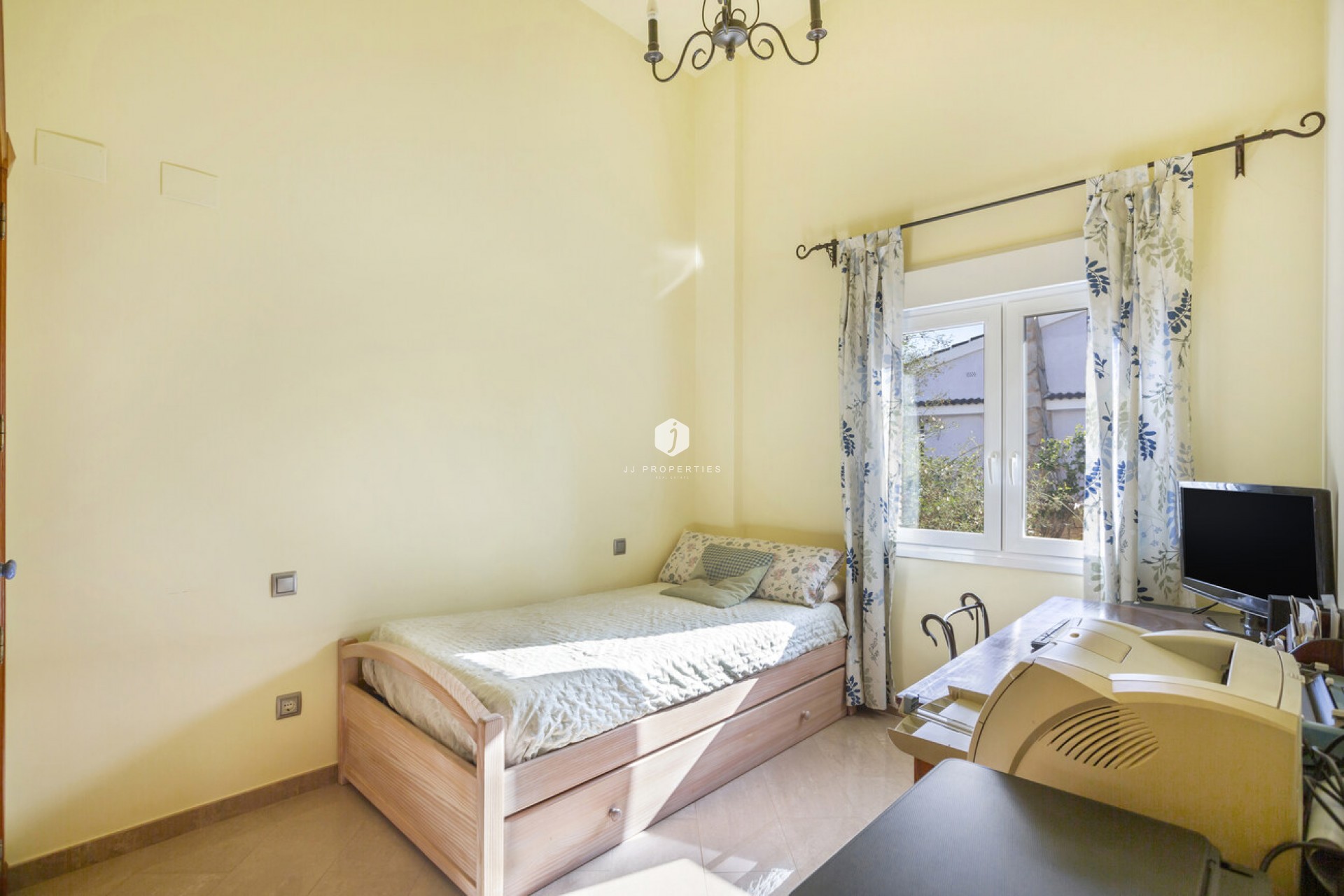 D'occasion - Villa -
Torrevieja - Costa Blanca