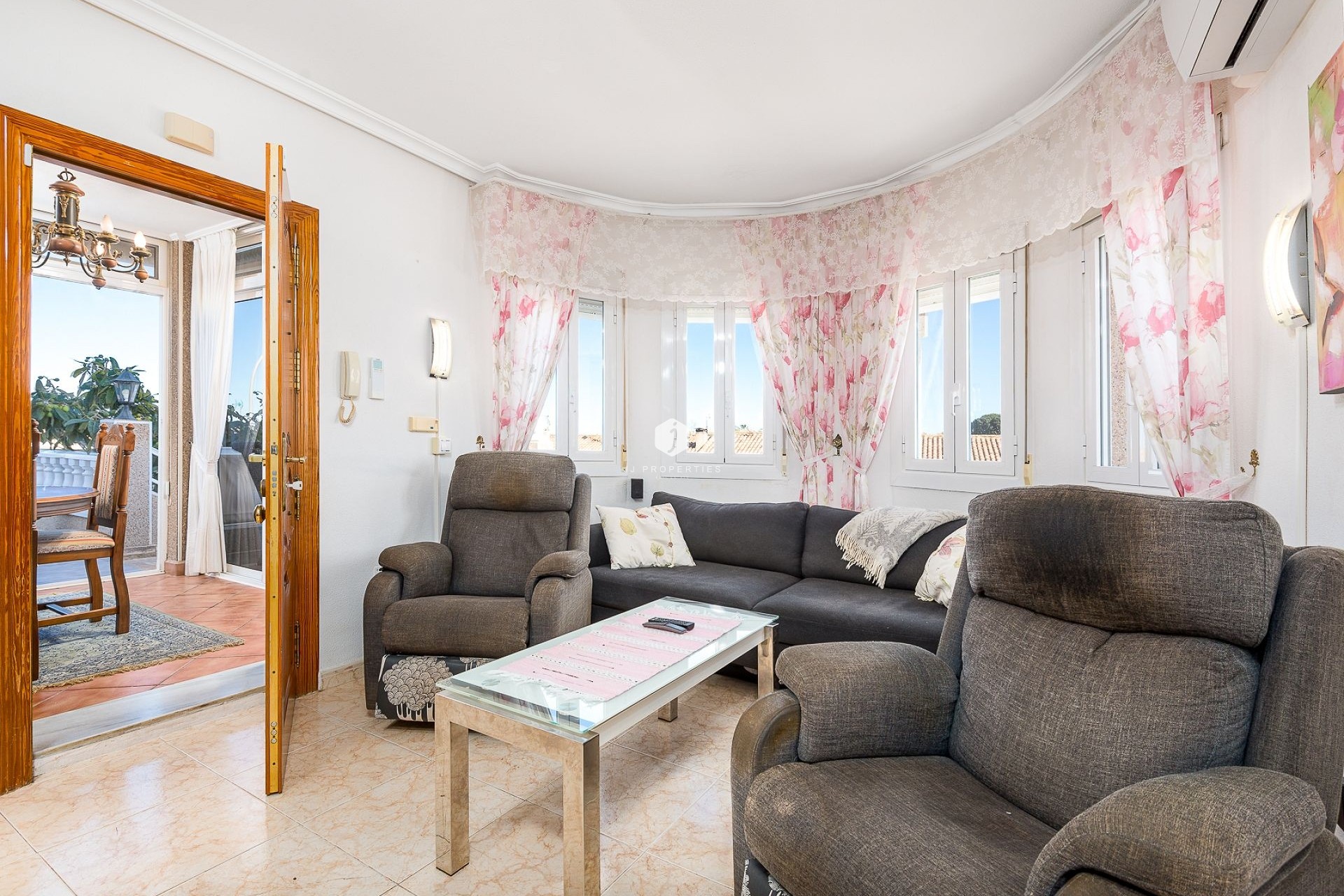 D'occasion - Villa -
Torrevieja - Costa Blanca