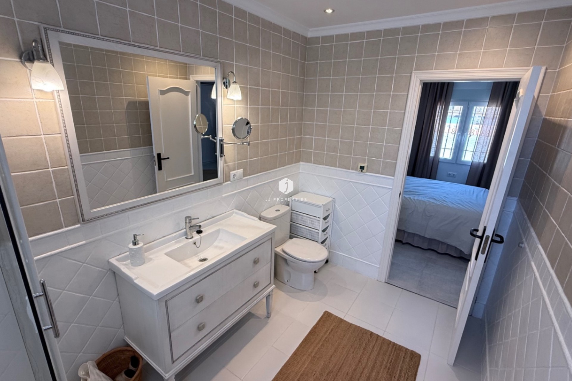 D'occasion - Villa -
Torrevieja - Costa Blanca