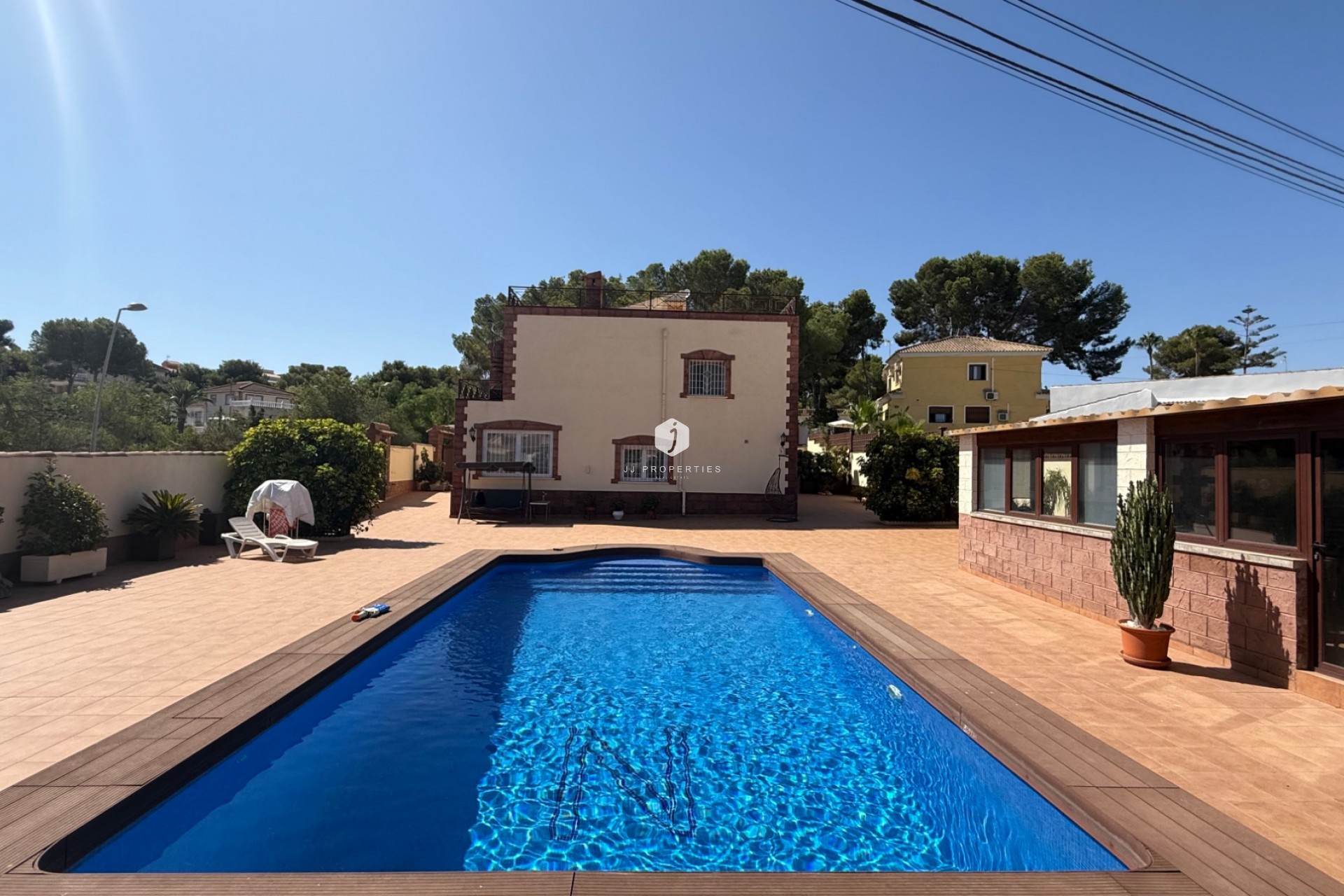 D'occasion - Villa -
Torrevieja - Costa Blanca