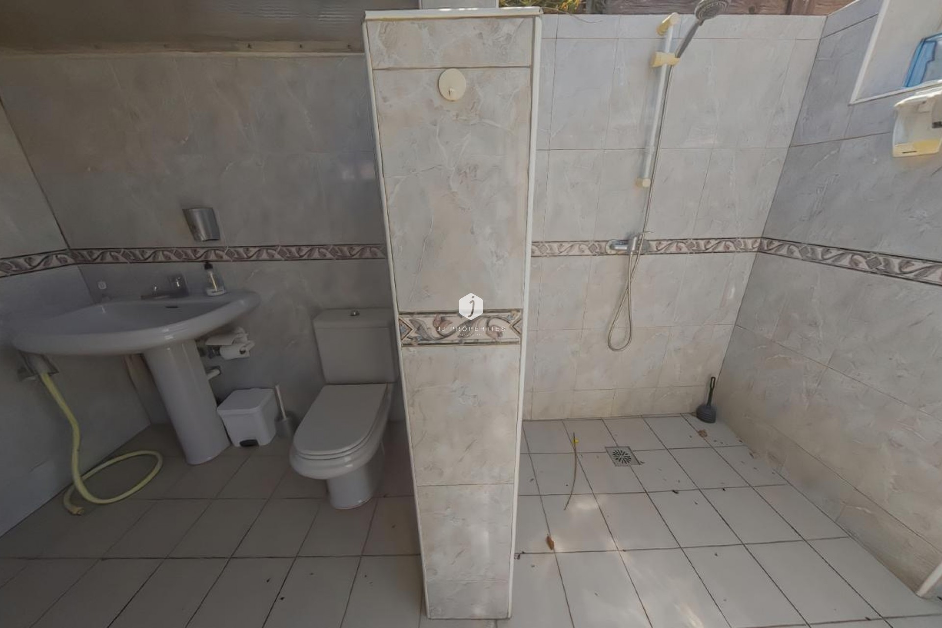D'occasion - Villa -
Torrevieja - Costa Blanca
