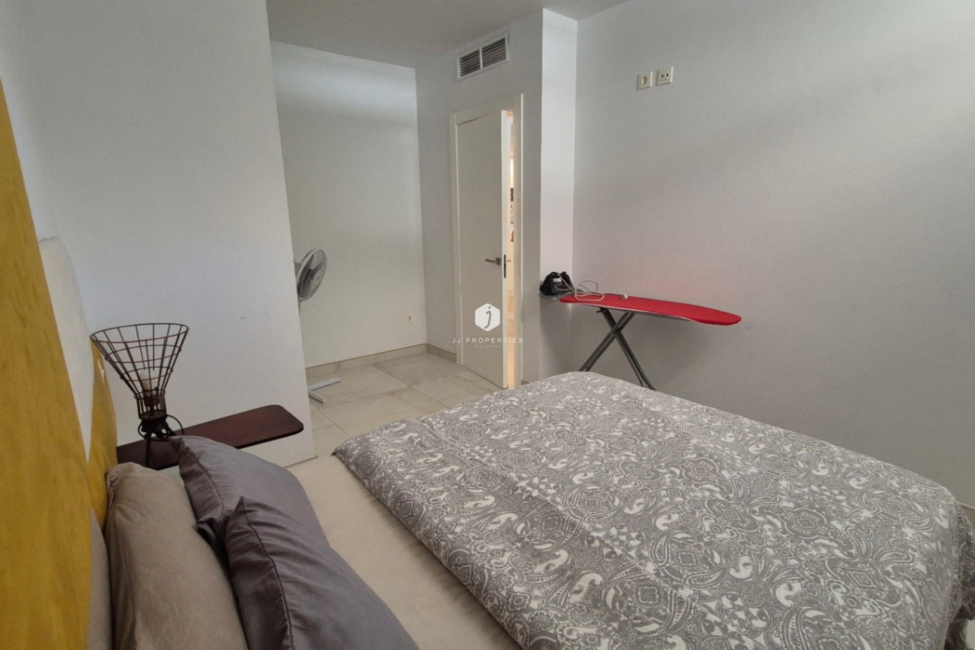 D'occasion - Villa -
Torrevieja - Costa Blanca