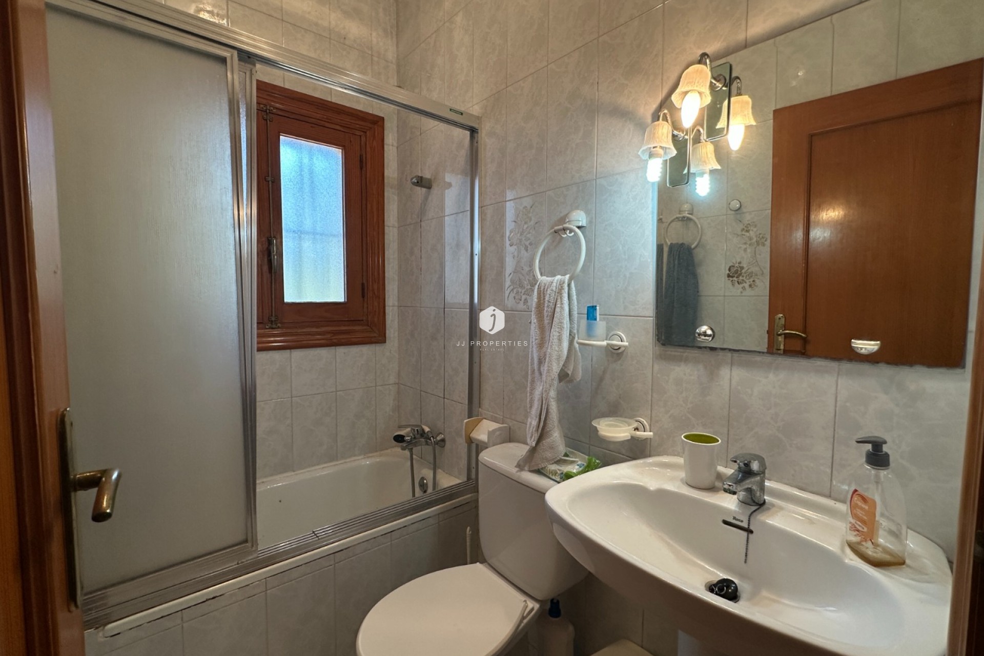 D'occasion - Villa -
Torrevieja - Costa Blanca