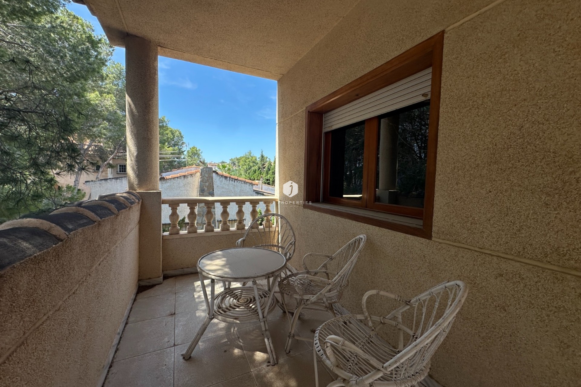 D'occasion - Villa -
Torrevieja - Costa Blanca