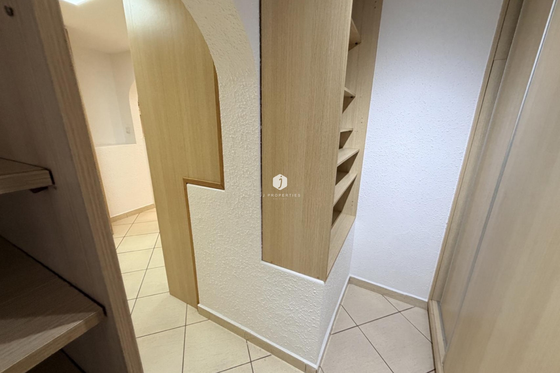 D'occasion - Villa -
Torrevieja - Costa Blanca