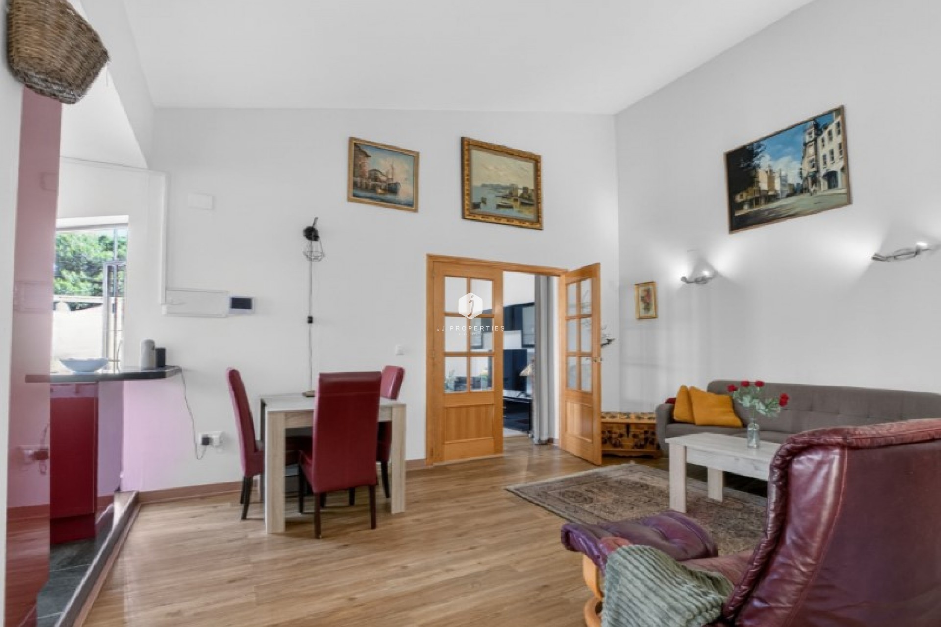 D'occasion - Villa -
Torrevieja - Costa Blanca